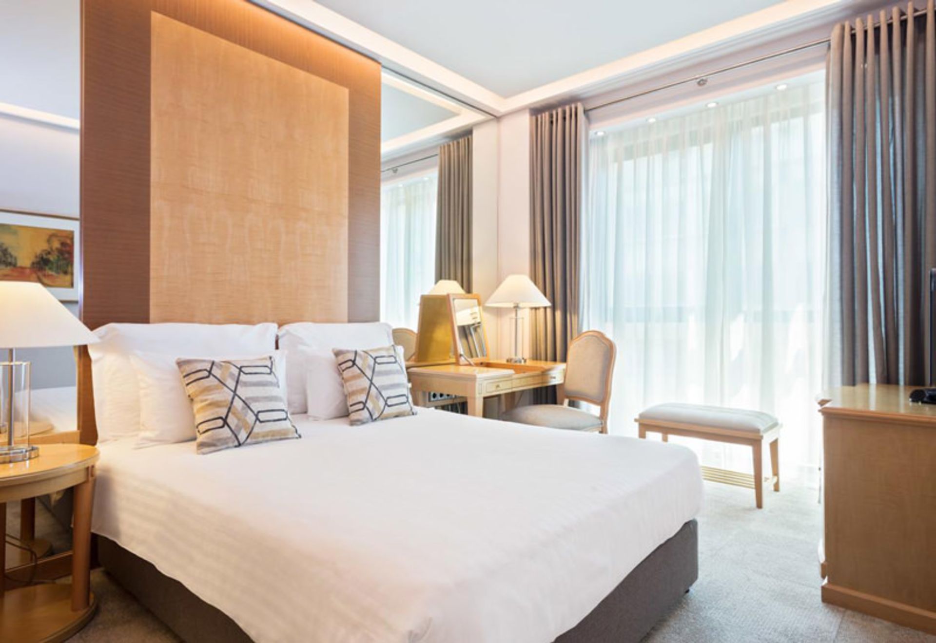 هتل ملیا آتن (Melia Athens)