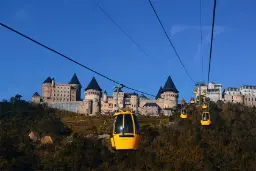 bà nà hills cable car