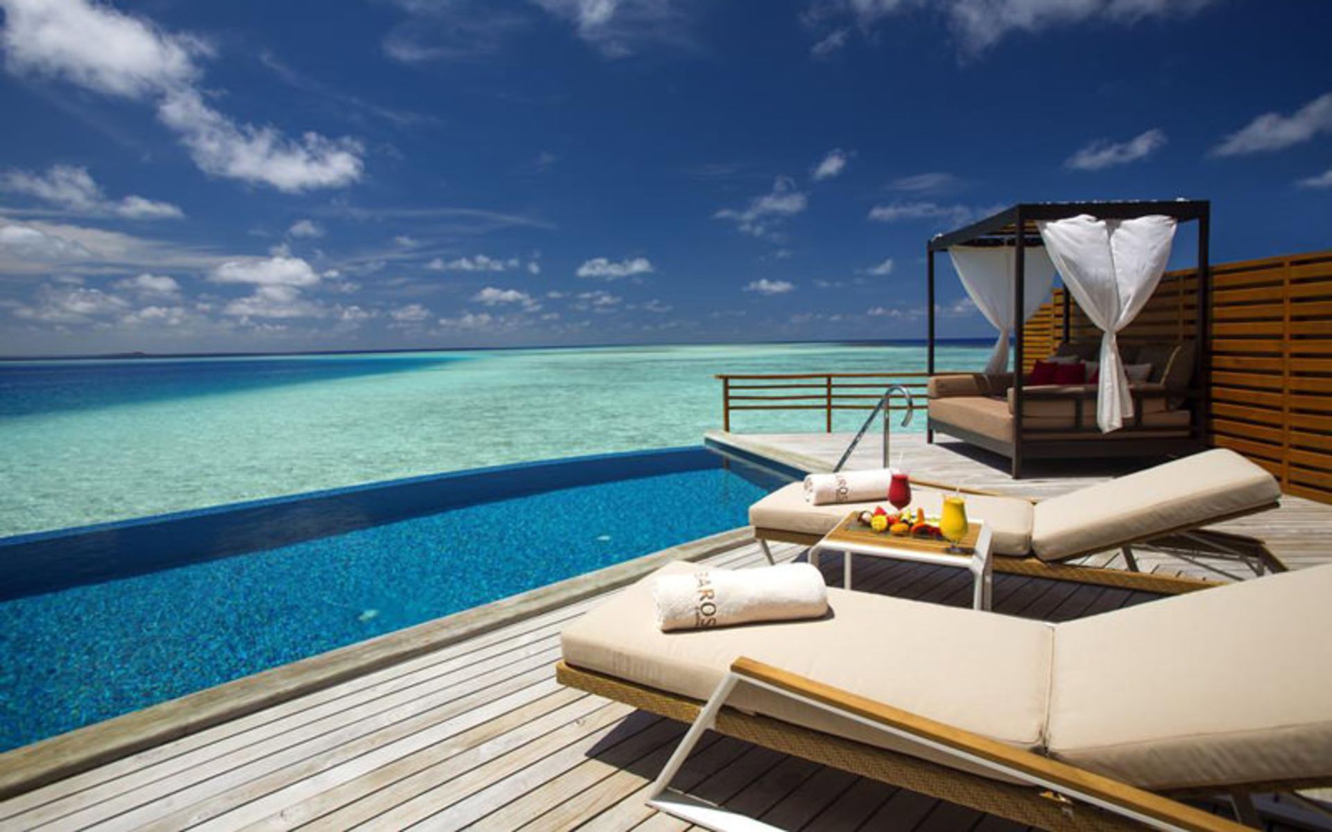 هتل باروس مالدیو (Baros Maldives)