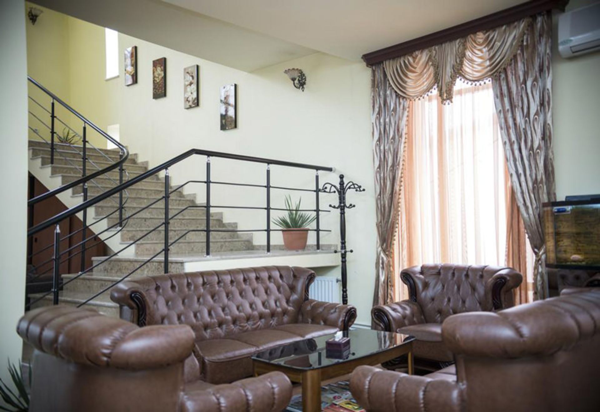 هتل کپیتال (Capital Hotel)
