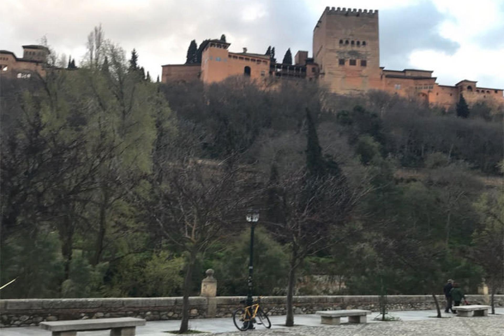 Paseo de los Tristes