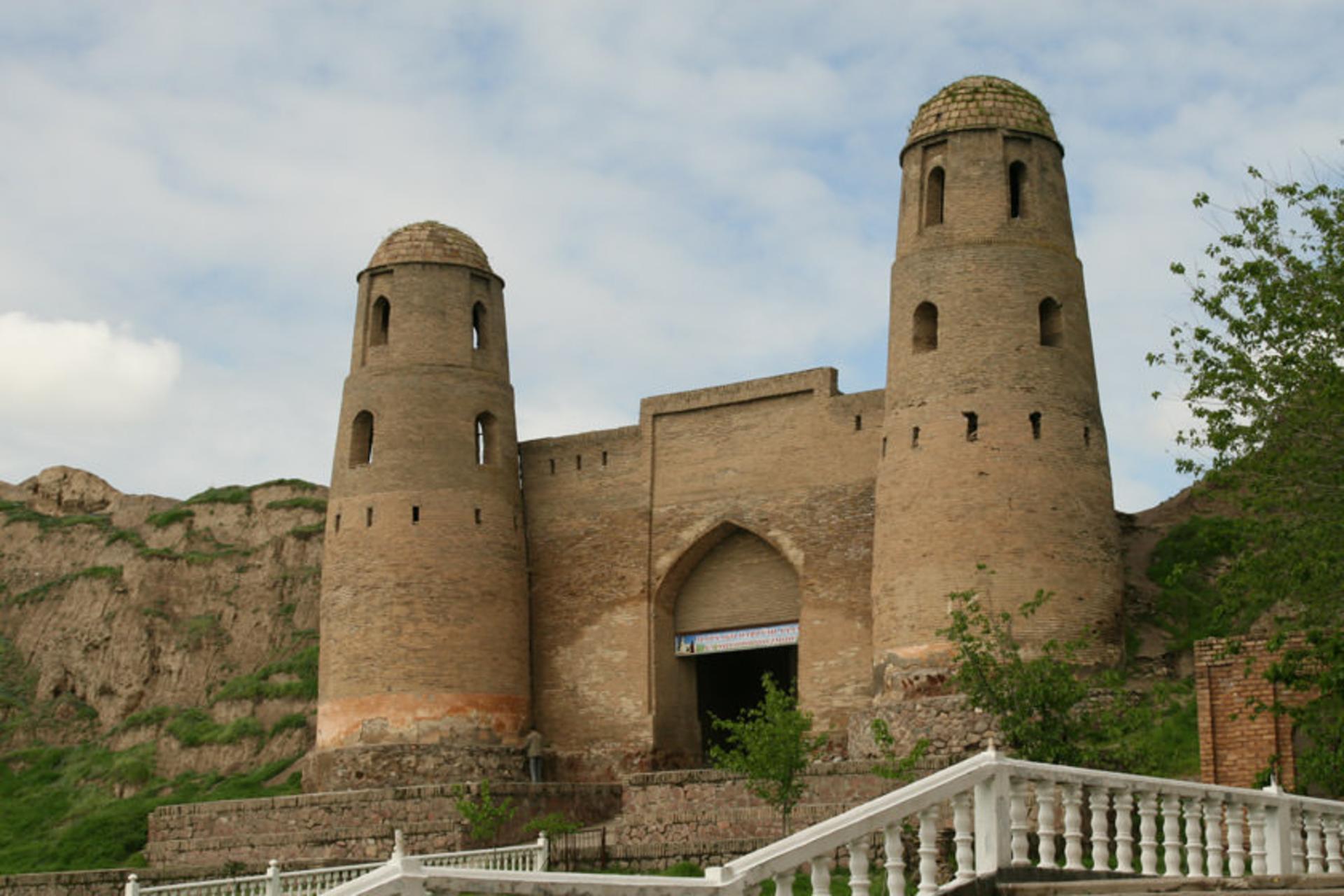 قلعه حصار تاجیکستان