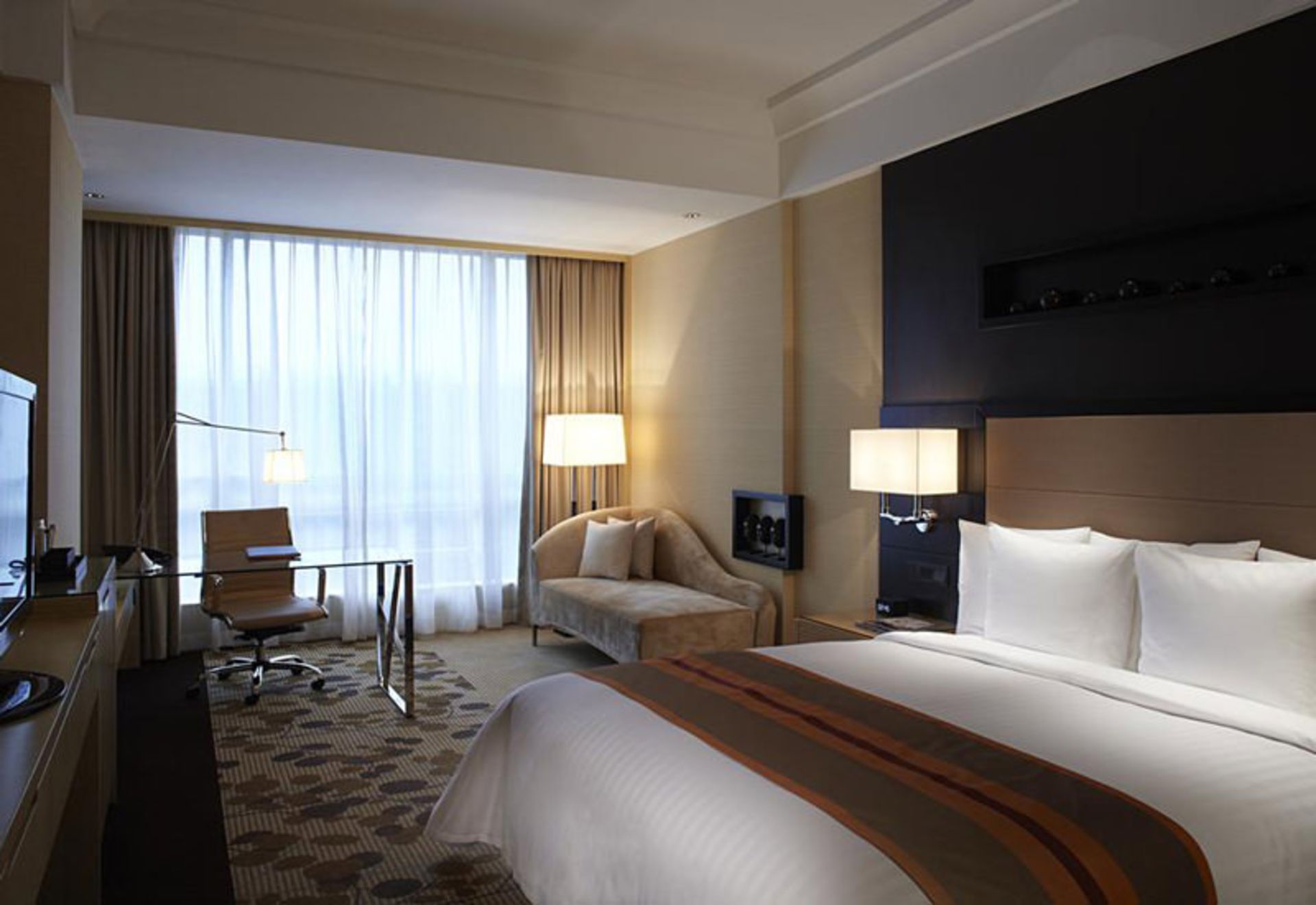 هتل کورت‌ یارد بای ماریوت شانگهای پودونگ (Courtyard by Marriott Shanghai Central)
