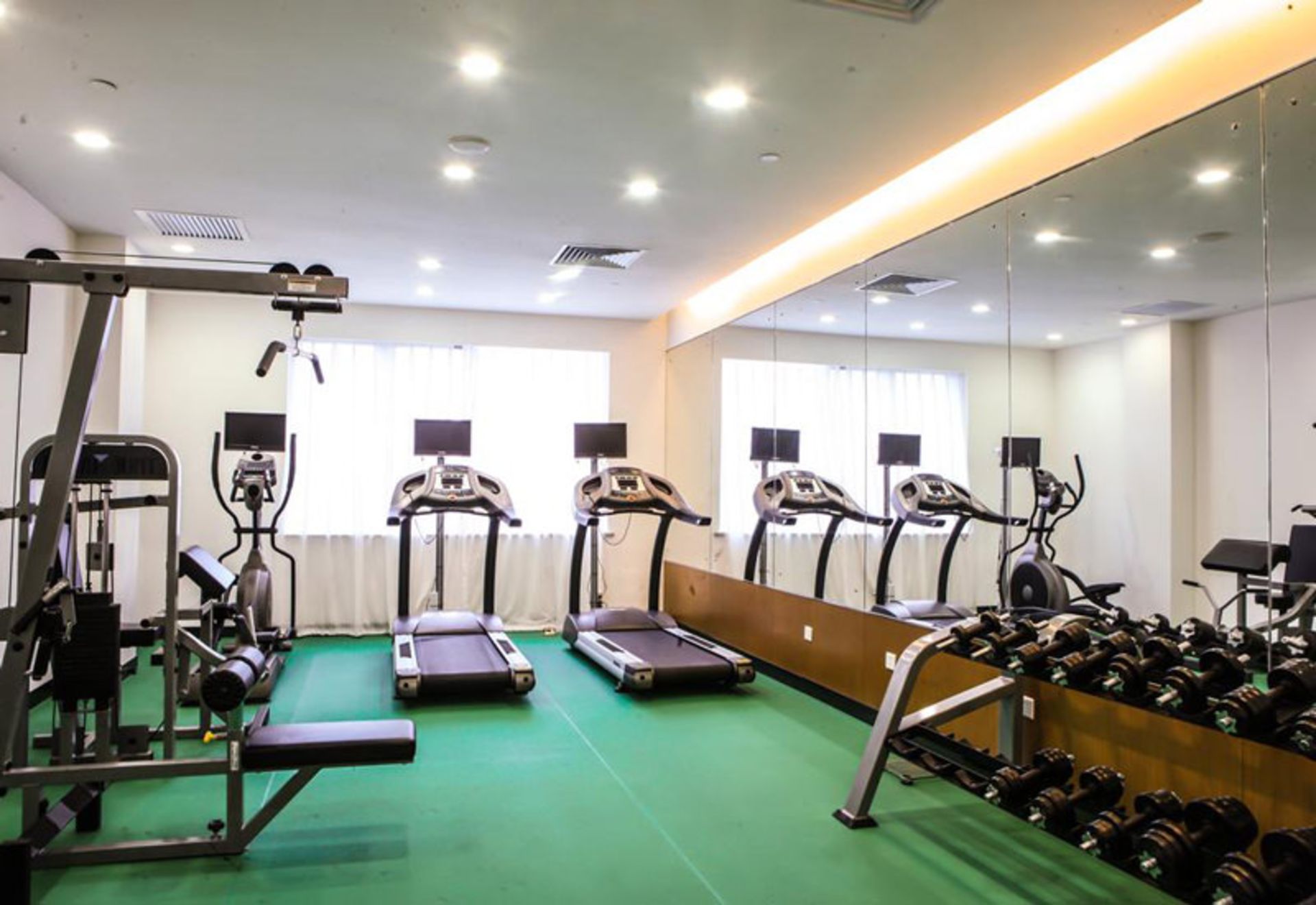 هتل اینر مونگولیا گرند (Inner Mongolia Grand Hotel)