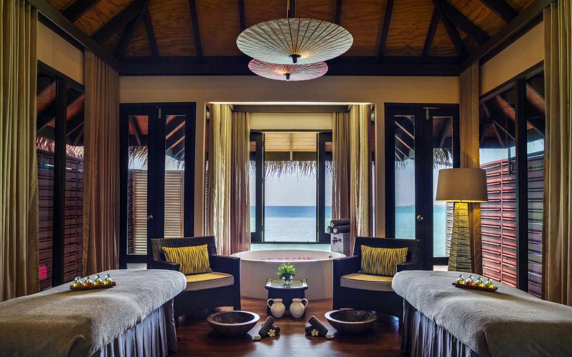 هتل وِلاسارو مالدیوز (Velassaru Maldives)