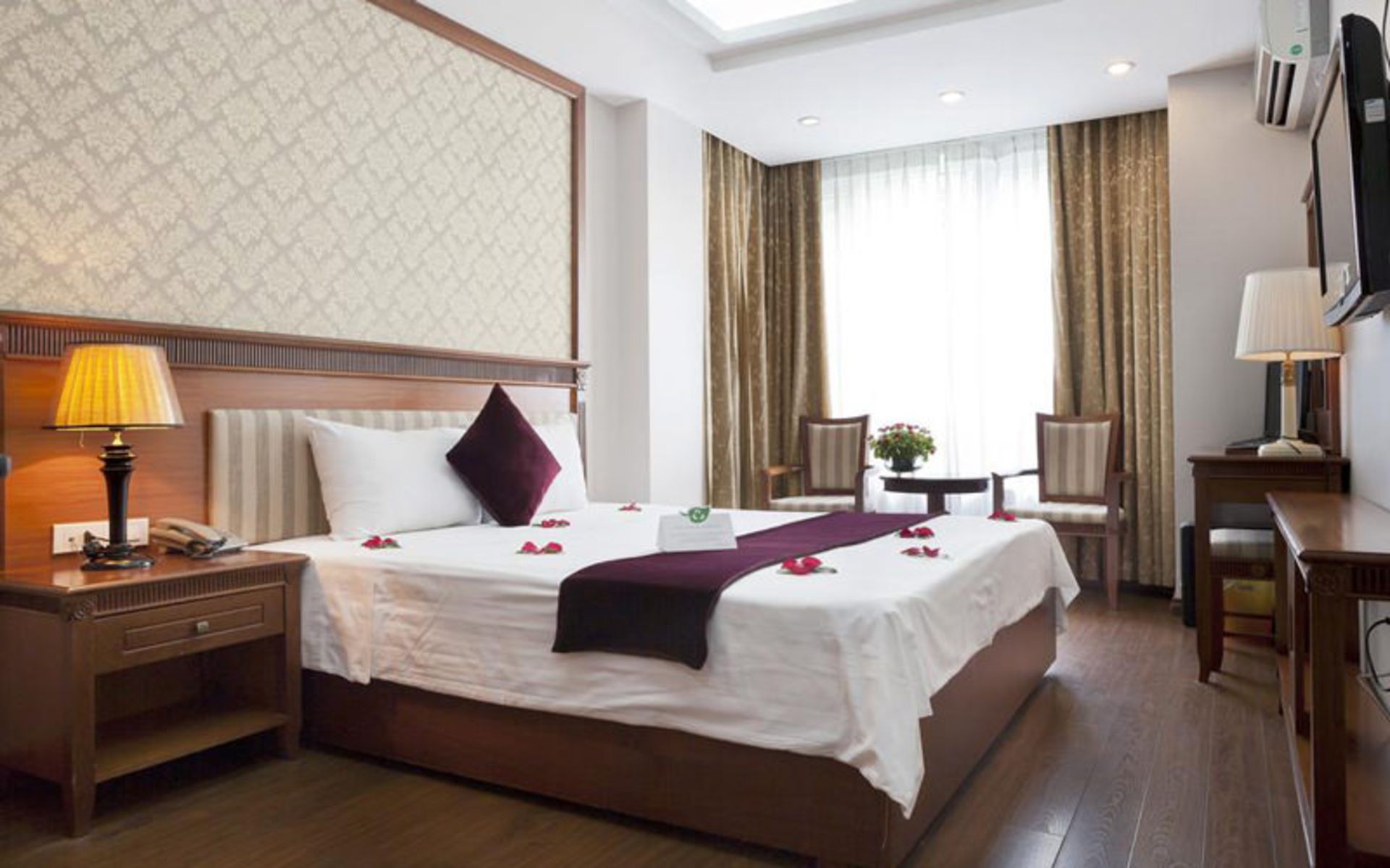 هتل گلدن لجند (Golden Legend Hotel)