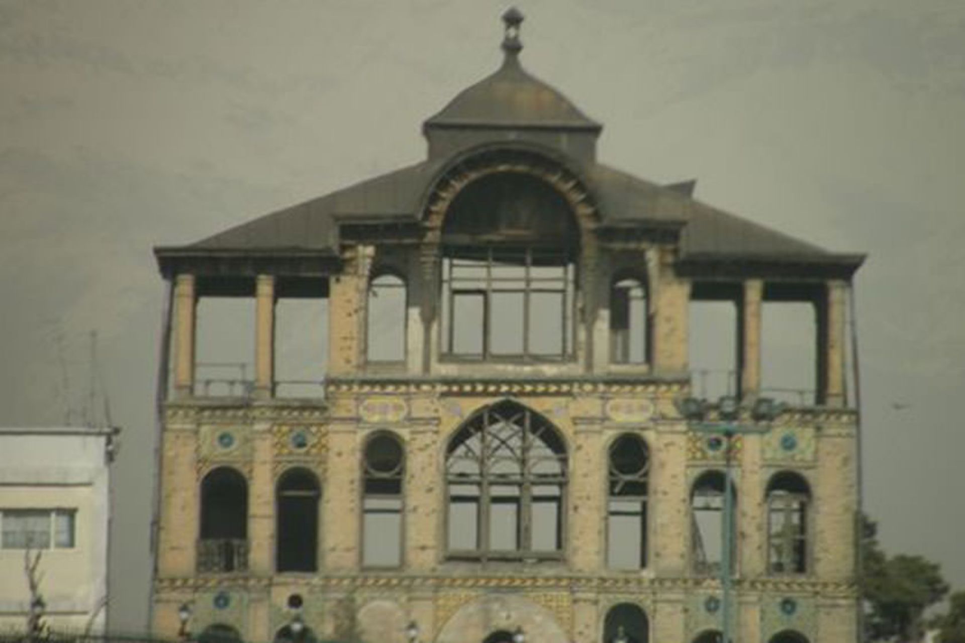 عمارت کلاه فرنگی