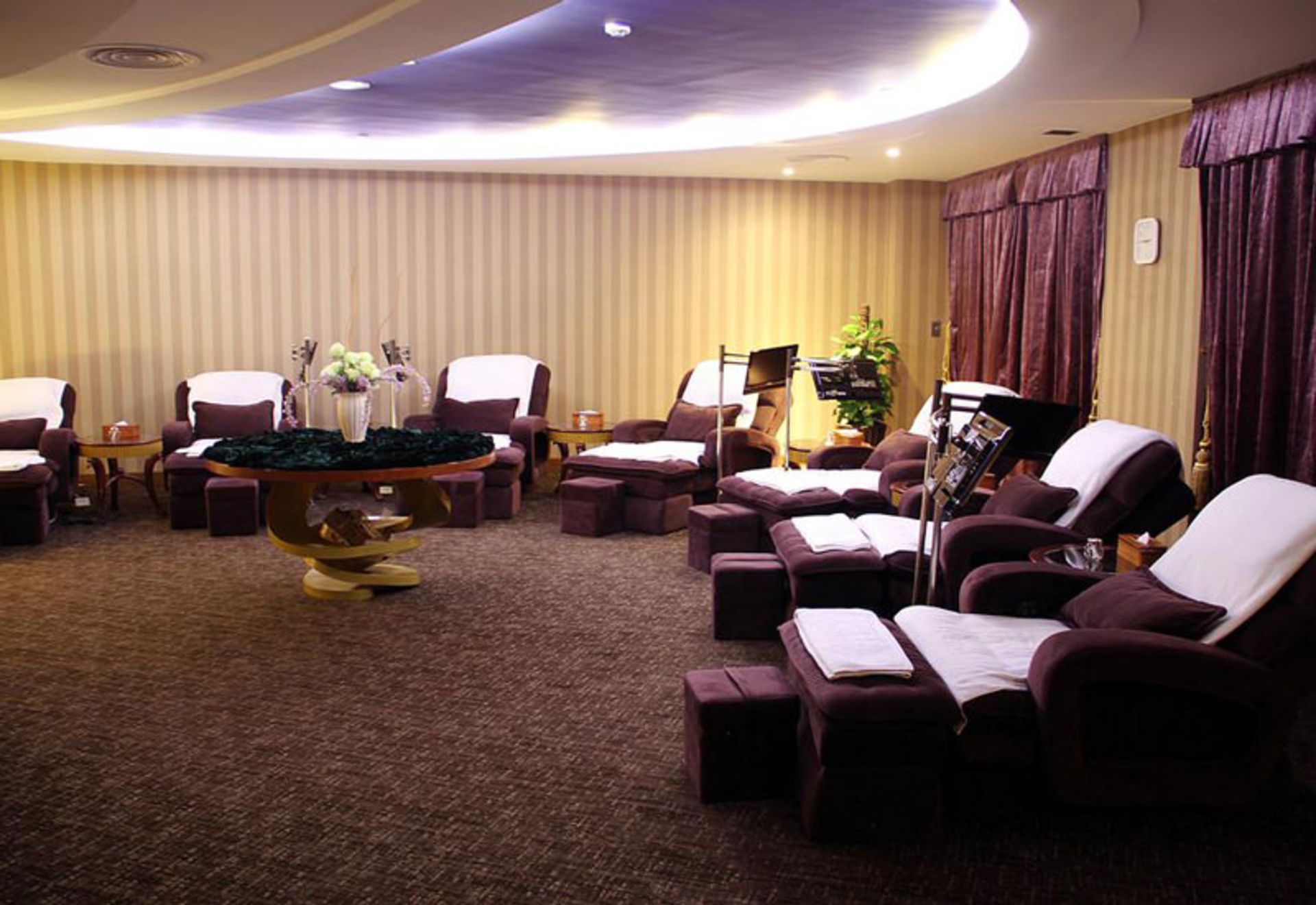 هتل سنترال شانگهای (Central Hotel Shanghai)