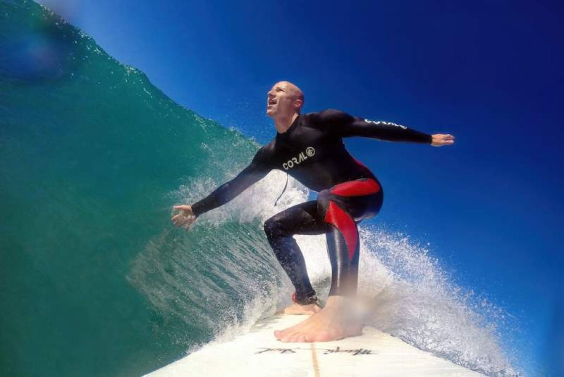 موج سواری با دوربین GoPro 