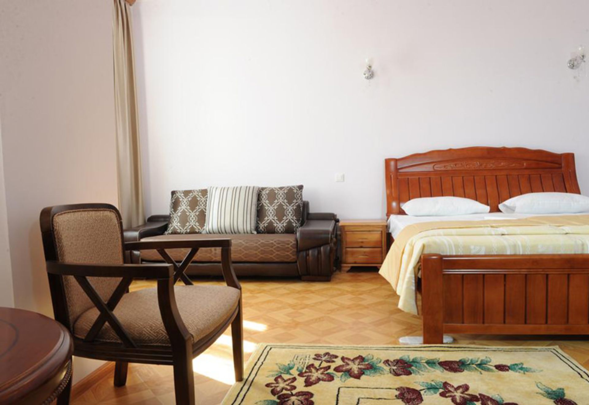 هتل اس‌ دی دیوید (SD David Hotel)
