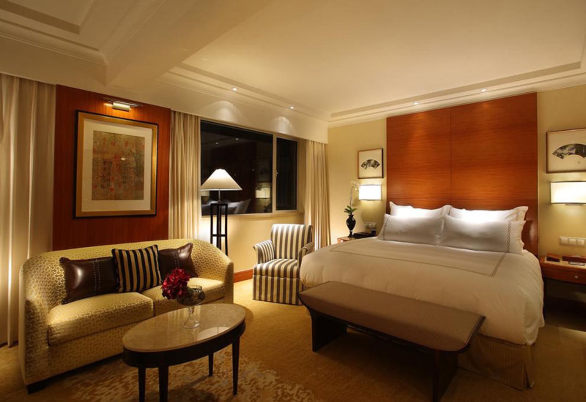 هتل دراگون هانگزو (The Dragon Hotel Hangzhou)