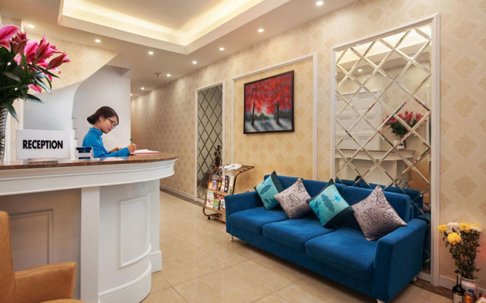 هتل اسکای لاین (Skyline Hotel)