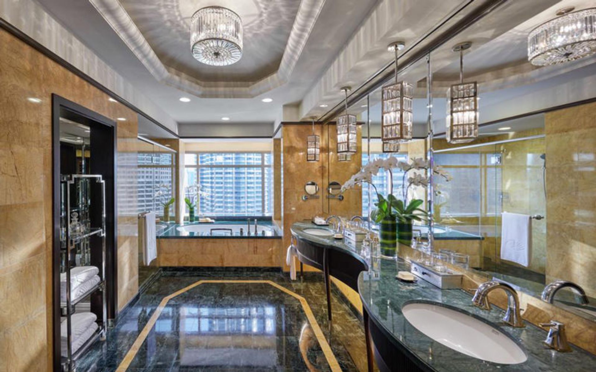 هتل ماندارین اورینتال (Mandarin Oriental, Kuala Lumpur)