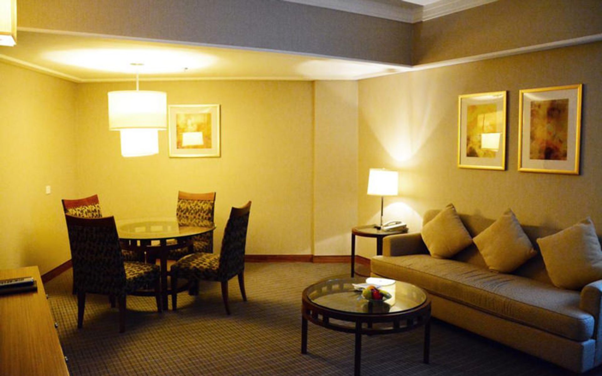 هتل فور پوینت بای شرایتون شانگهای (Four Points by Sheraton Shanghai, Pudong)