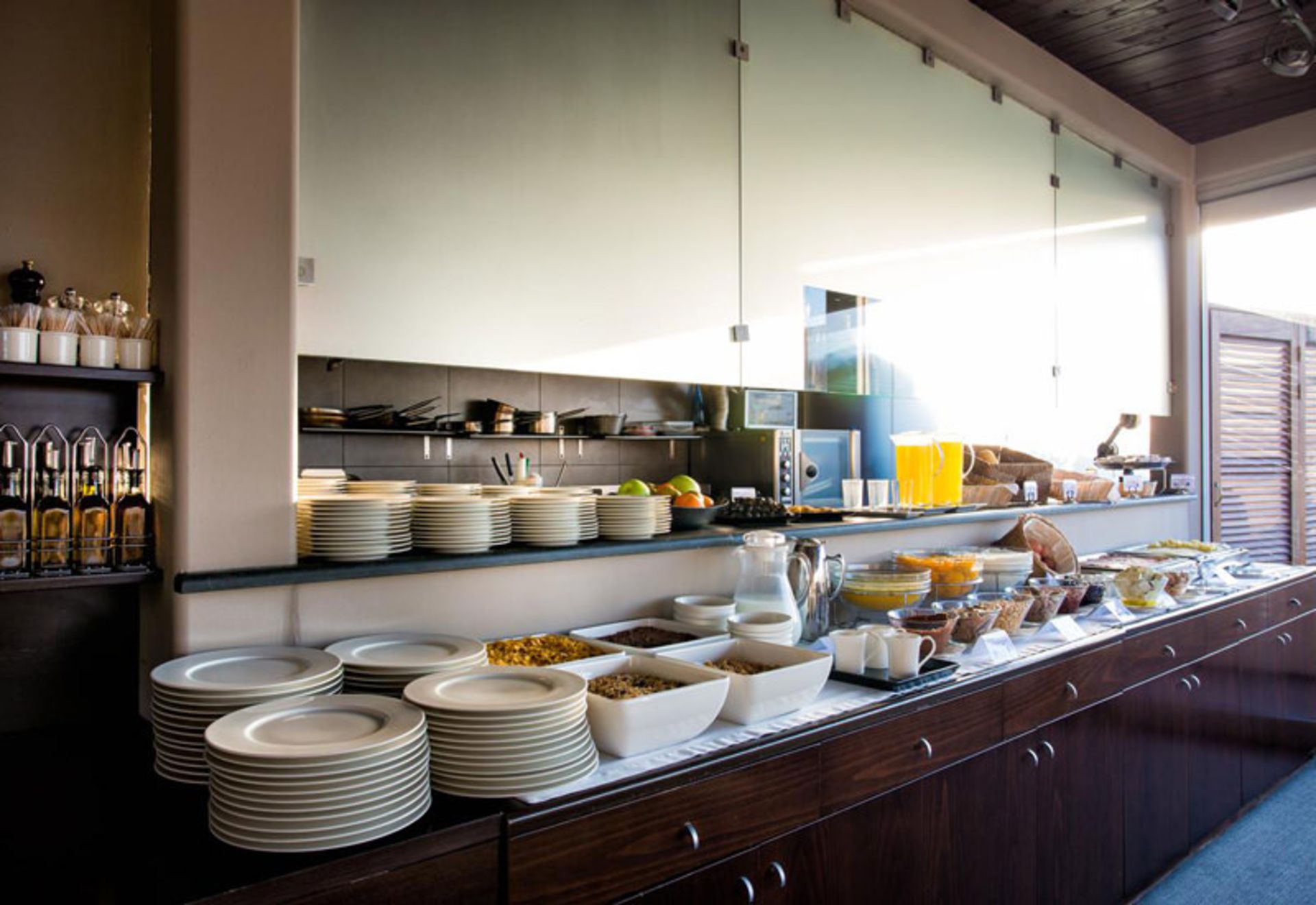 هتل آتن گیت (The Athens Gate Hotel)