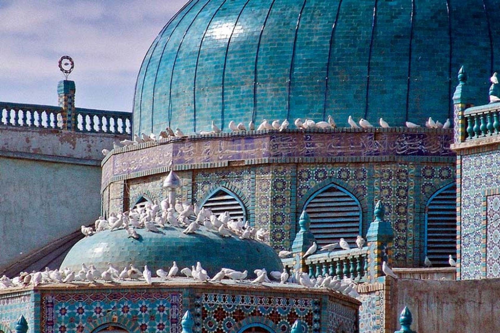 مسجد کبود مزار شریف