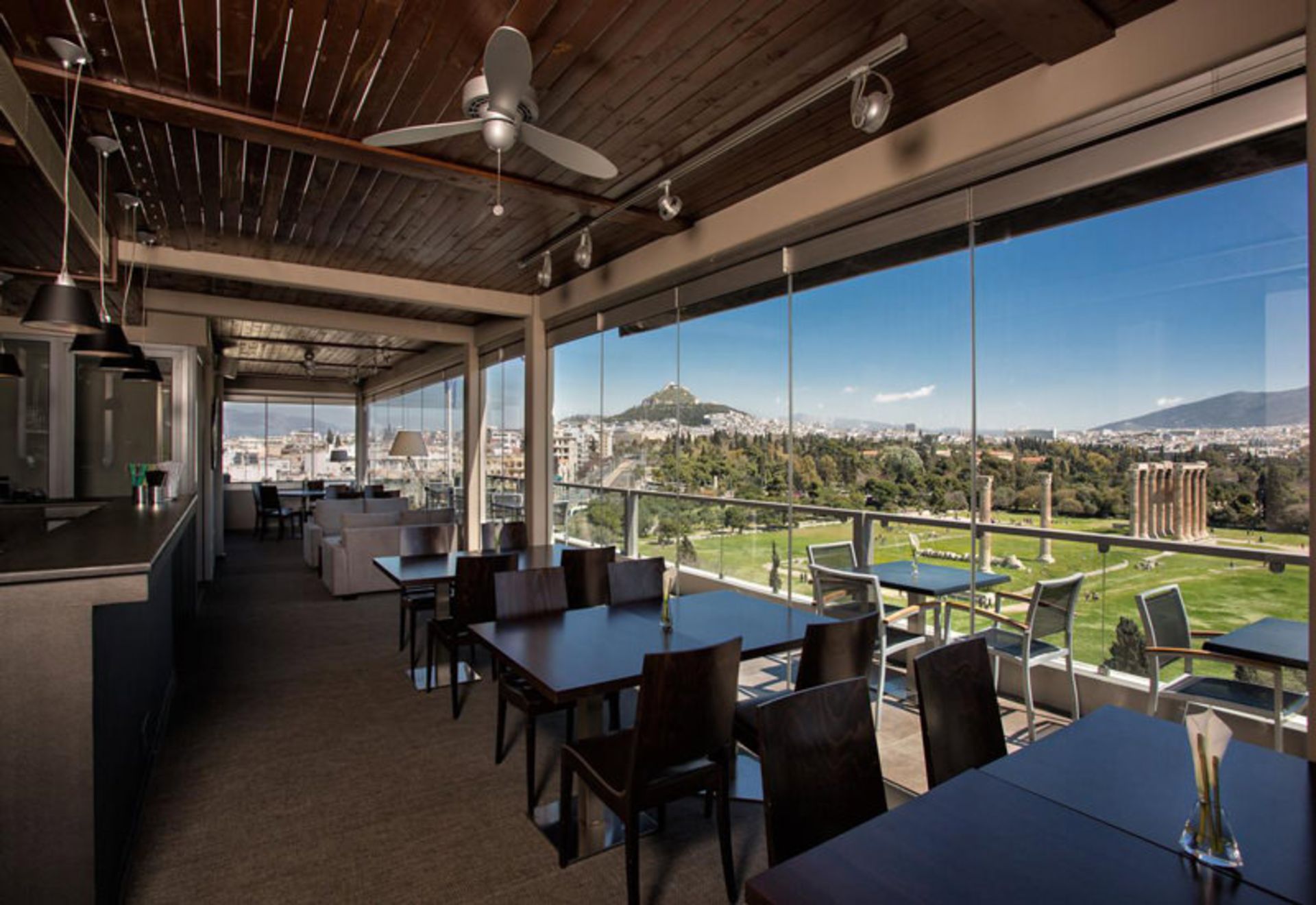 هتل آتن گیت (The Athens Gate Hotel)