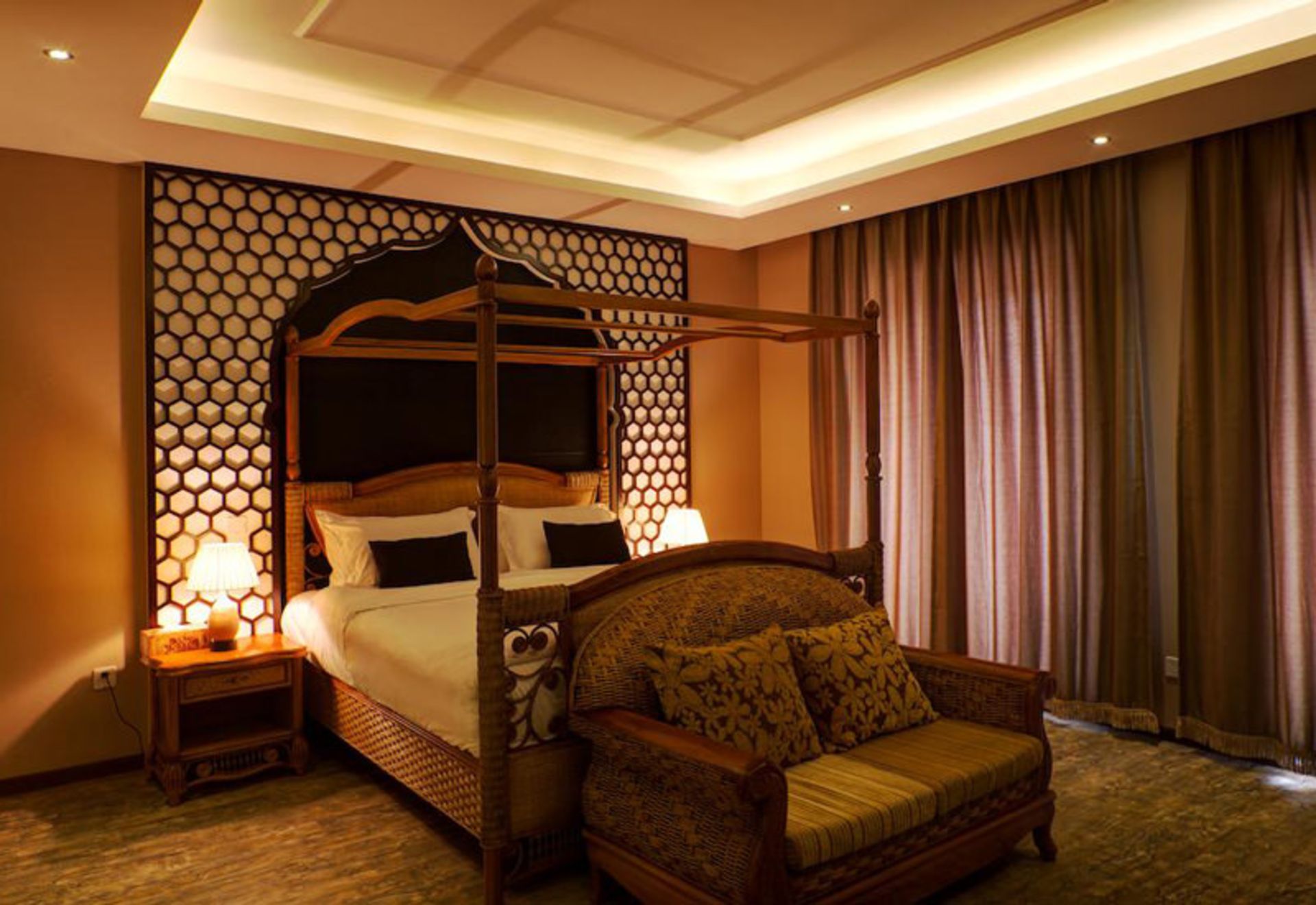 هتل سوفو (Sofu Hotel)