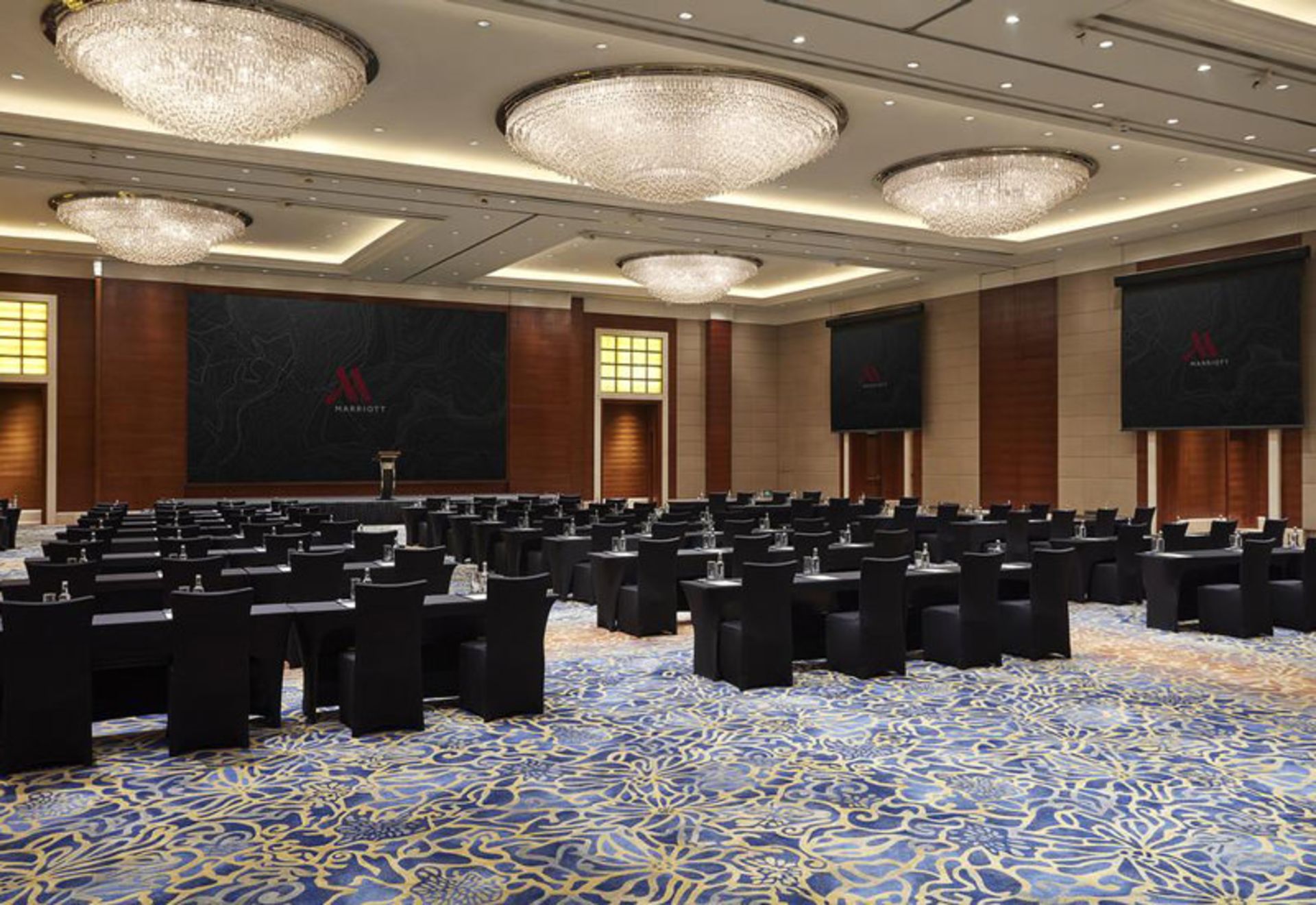 هتل شانگهای ماریوت سیتی سنتر (Shanghai Marriott Hotel City Centre)