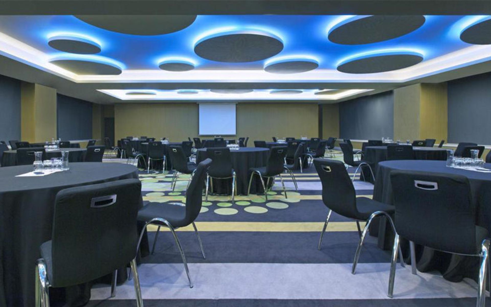 هتل فور پوینت بای شرایتون پنانگ (Four Points by Sheraton Penang)