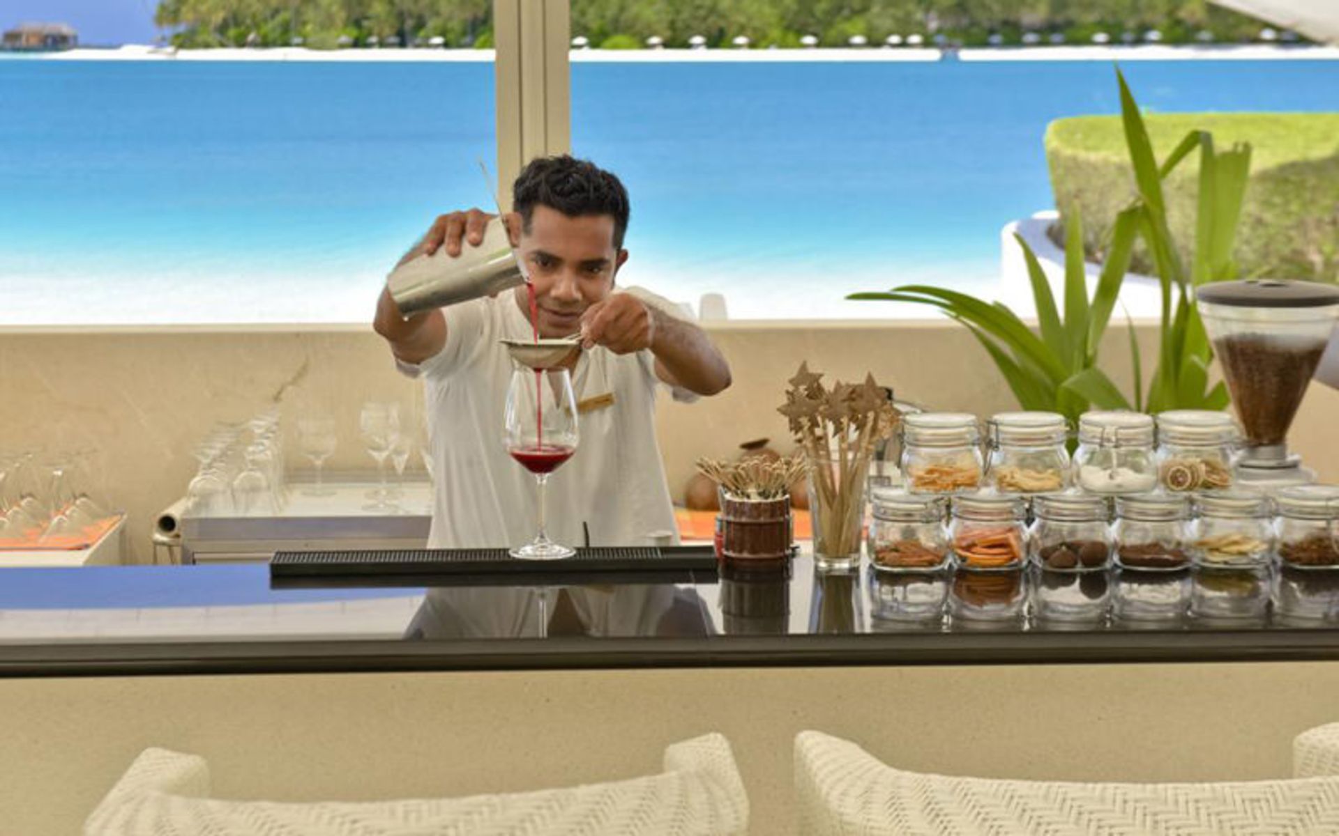 هتل کنراد مالدیو رانگالی آیلند (Conrad Maldives Rangali Island)