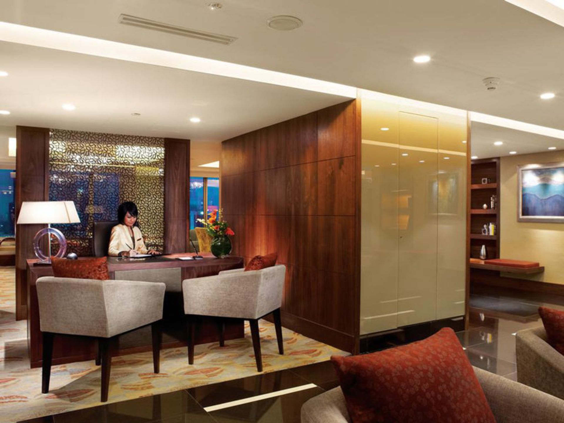 هتل شانگری لا جاکارتا (Shangri-La Hotel Jakarta)