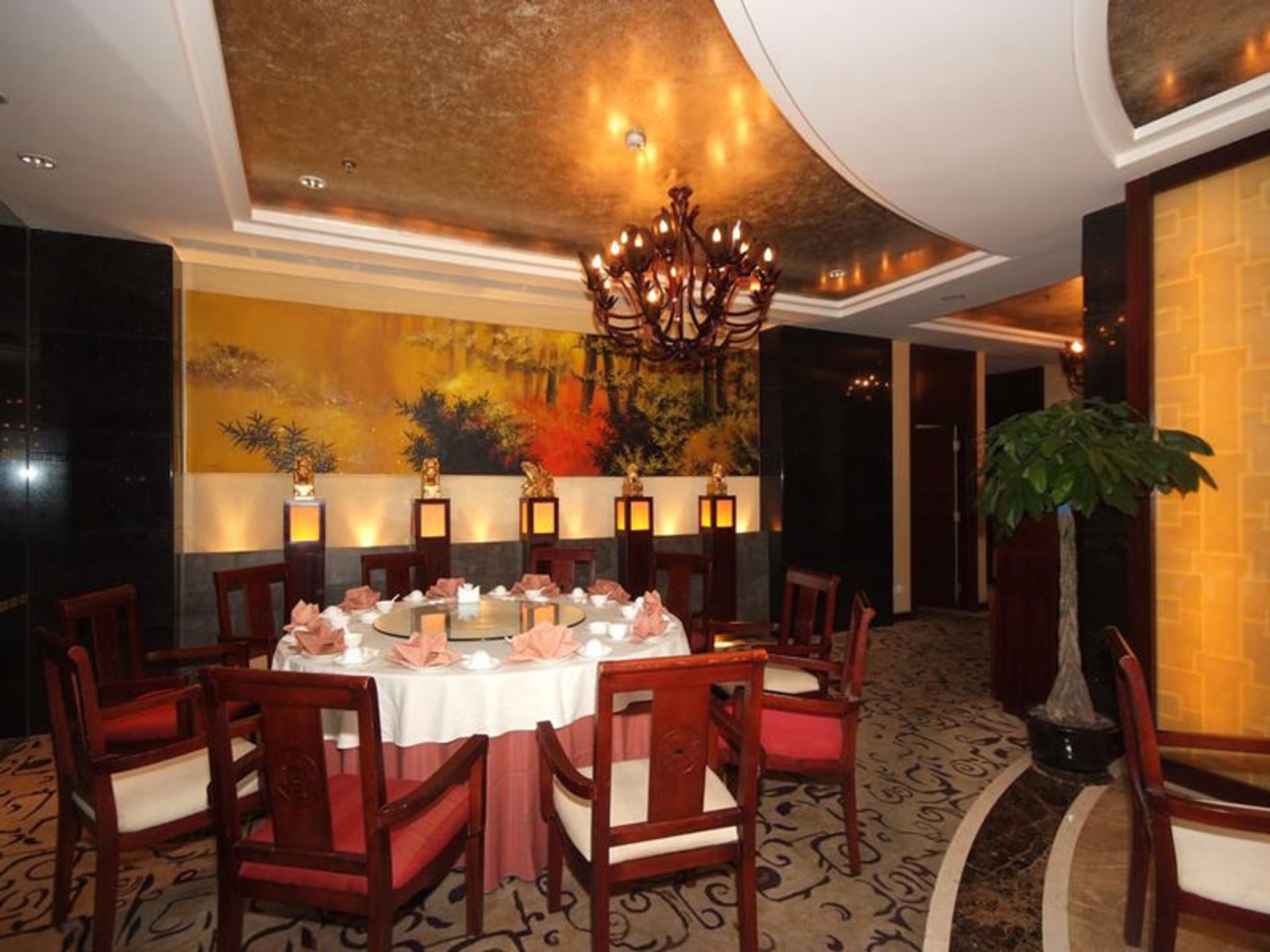 هتل فور پوینت بای شرایتون شانگهای (Four Points by Sheraton Shanghai, Pudong)