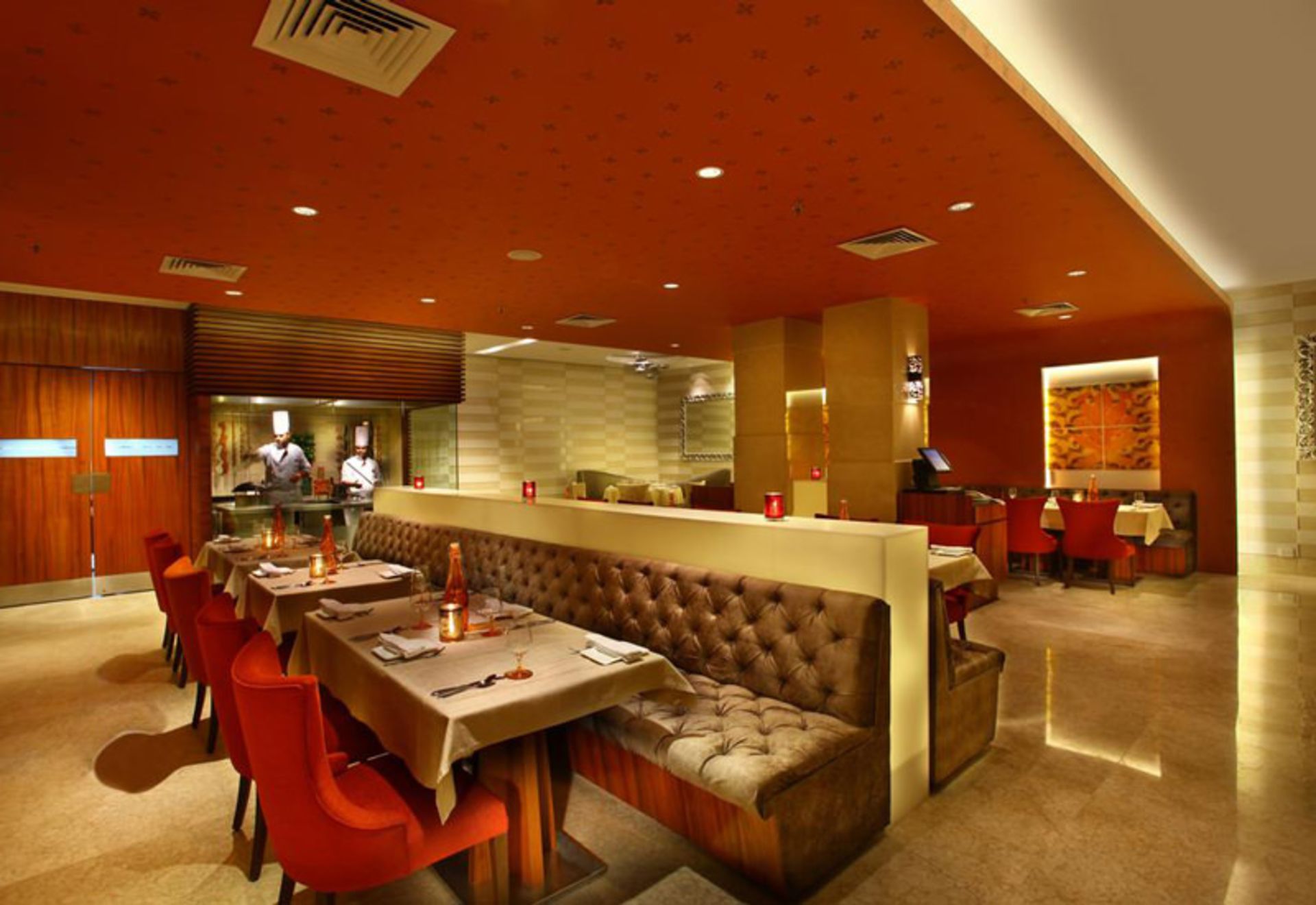 هتل پارک پلازا شاهدارا (Park Plaza Shahdara)