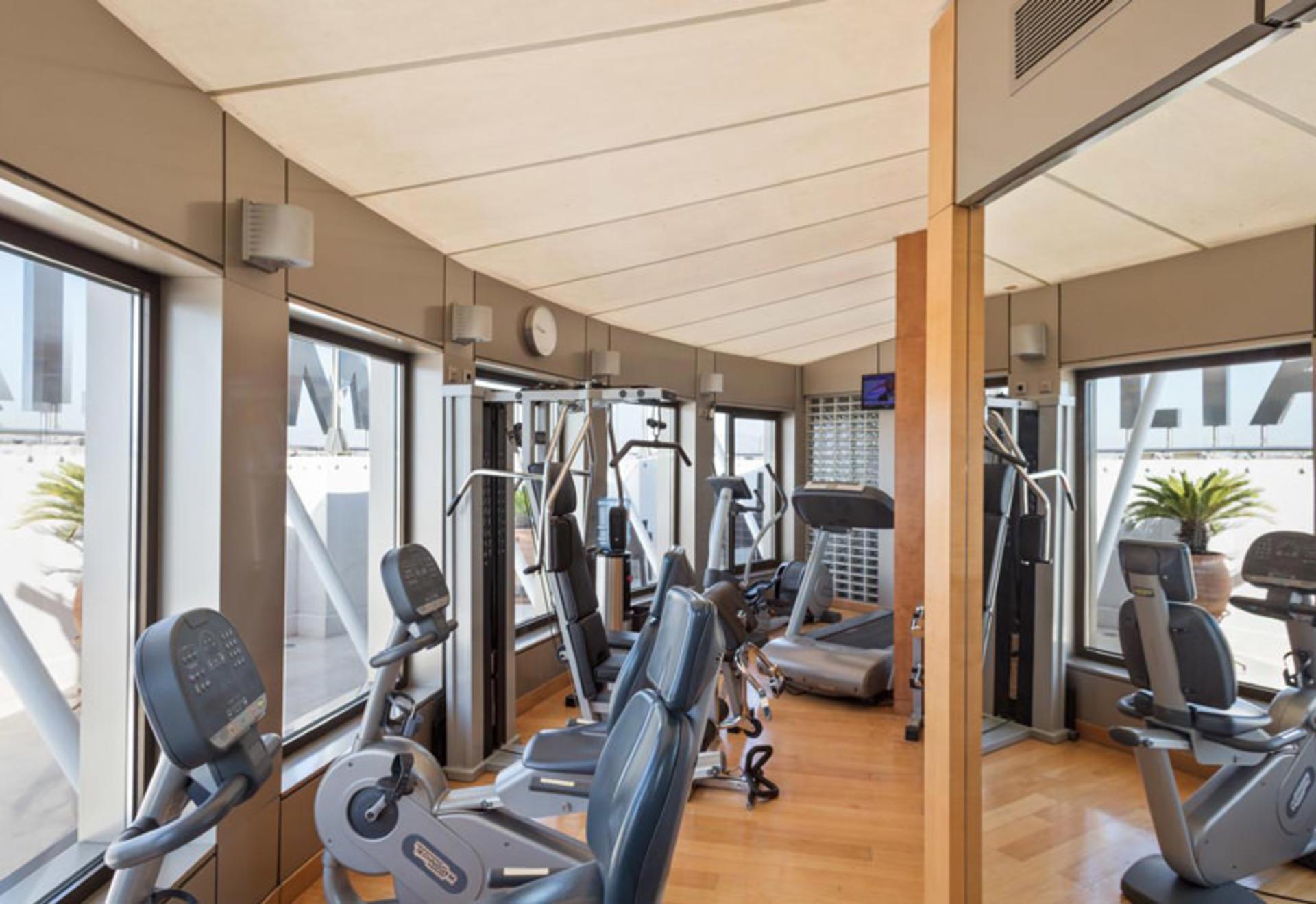 هتل ملیا آتن (Melia Athens)