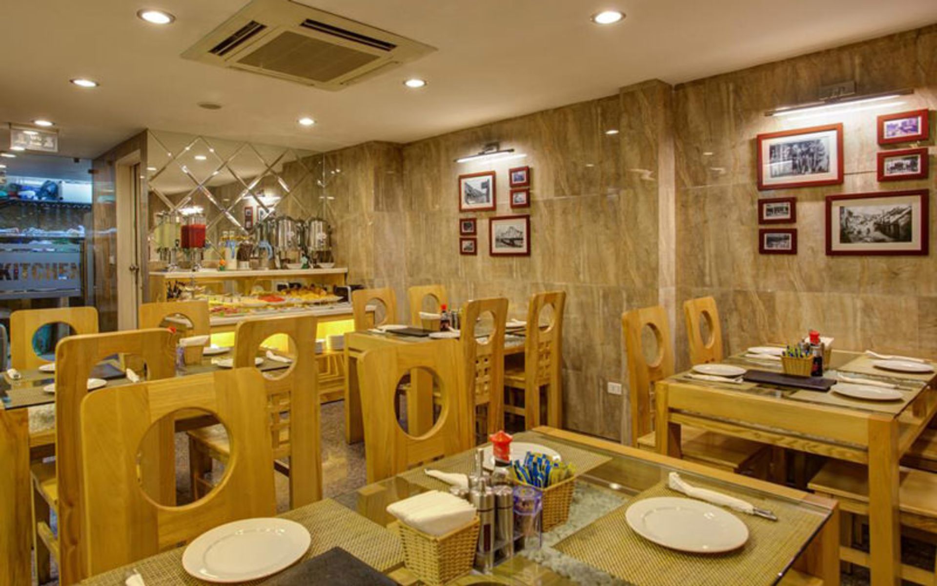 هتل گلدن آرت (Golden Art Hotel)