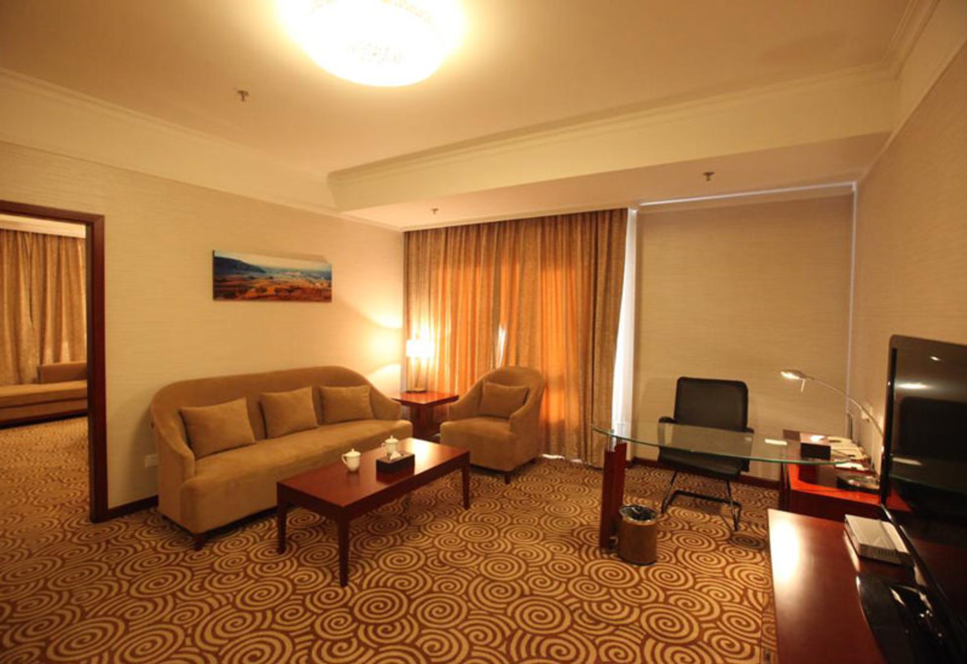 هتل اینر مونگولیا گرند (Inner Mongolia Grand Hotel)