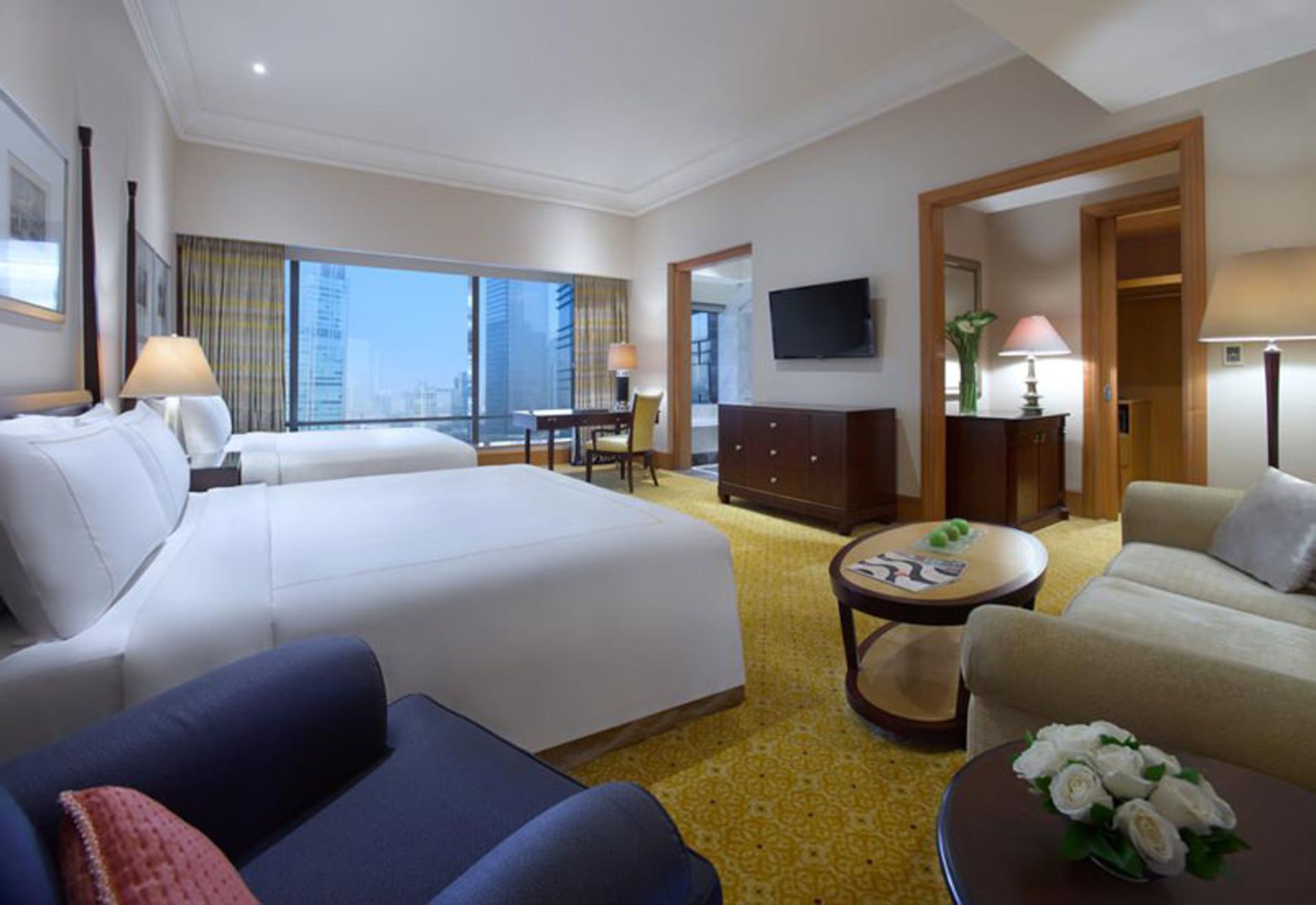 هتل ریتز کارلتون مگا کونینگان (The Ritz-Carlton Jakarta, Mega Kuningan)