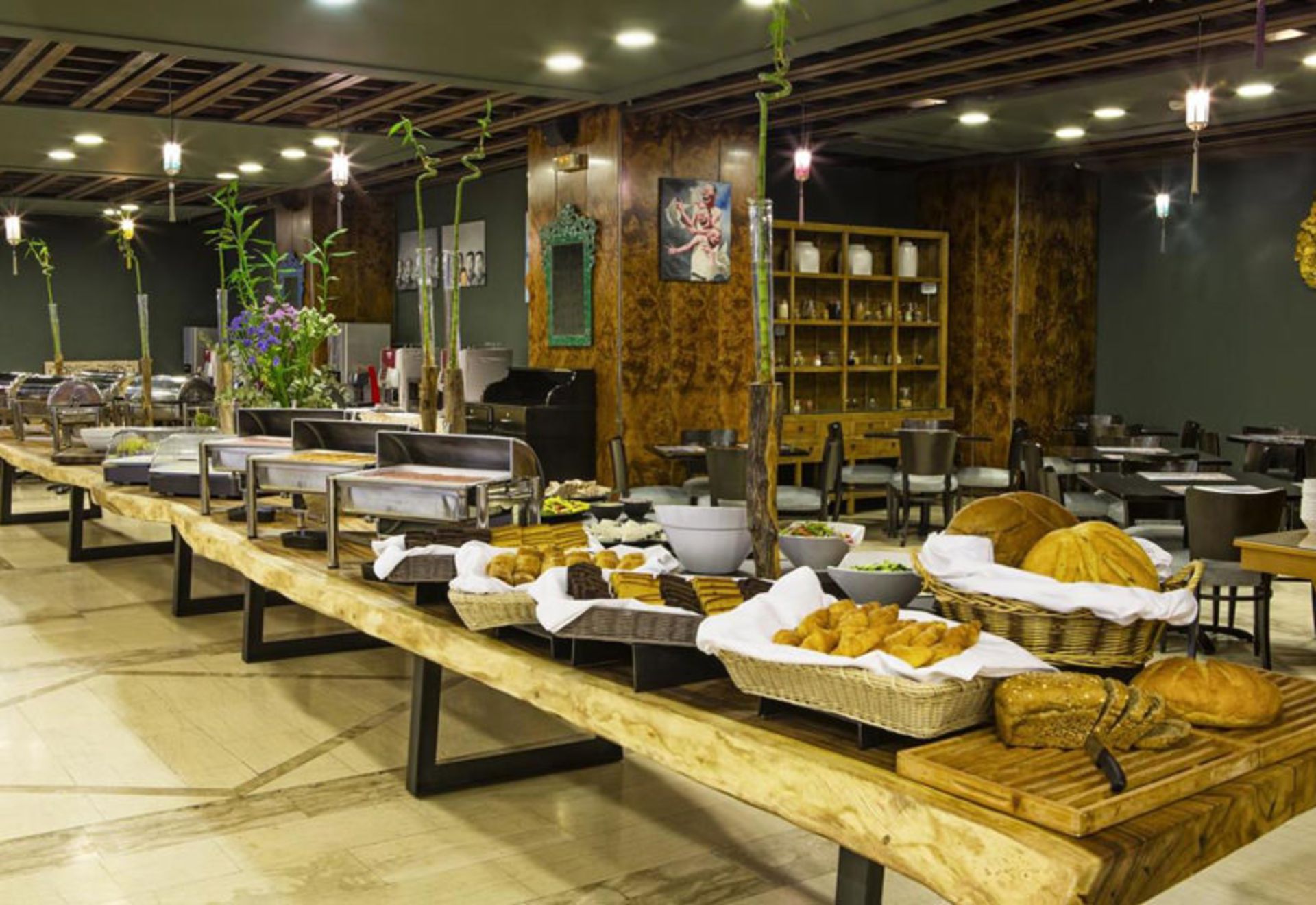 هتل پرزیدنت (President Hotel)