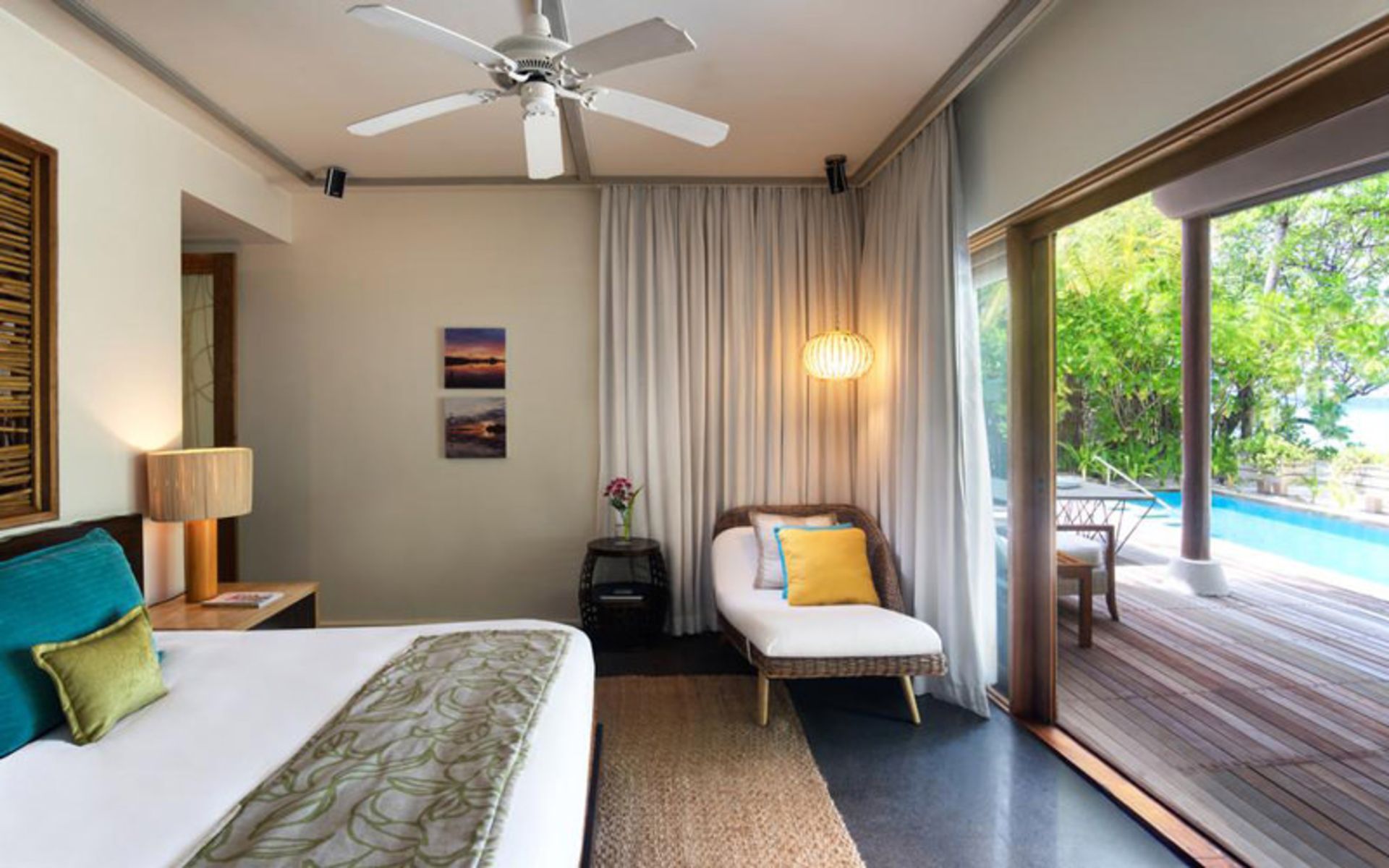 هتل ویوانتا بای تاج کورال ریف (Vivanta By Taj - Coral Reef)