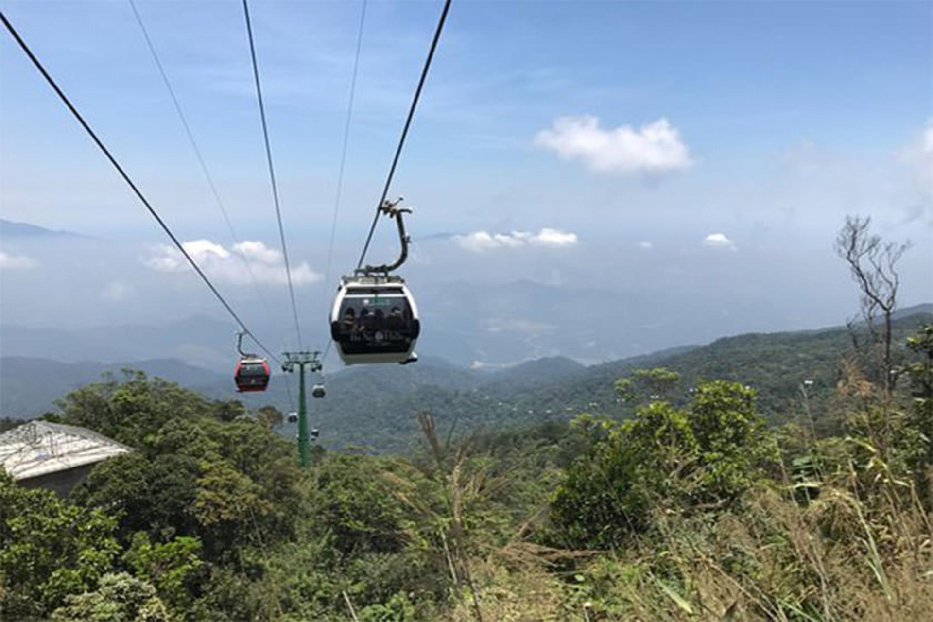 bà nà hills cable car