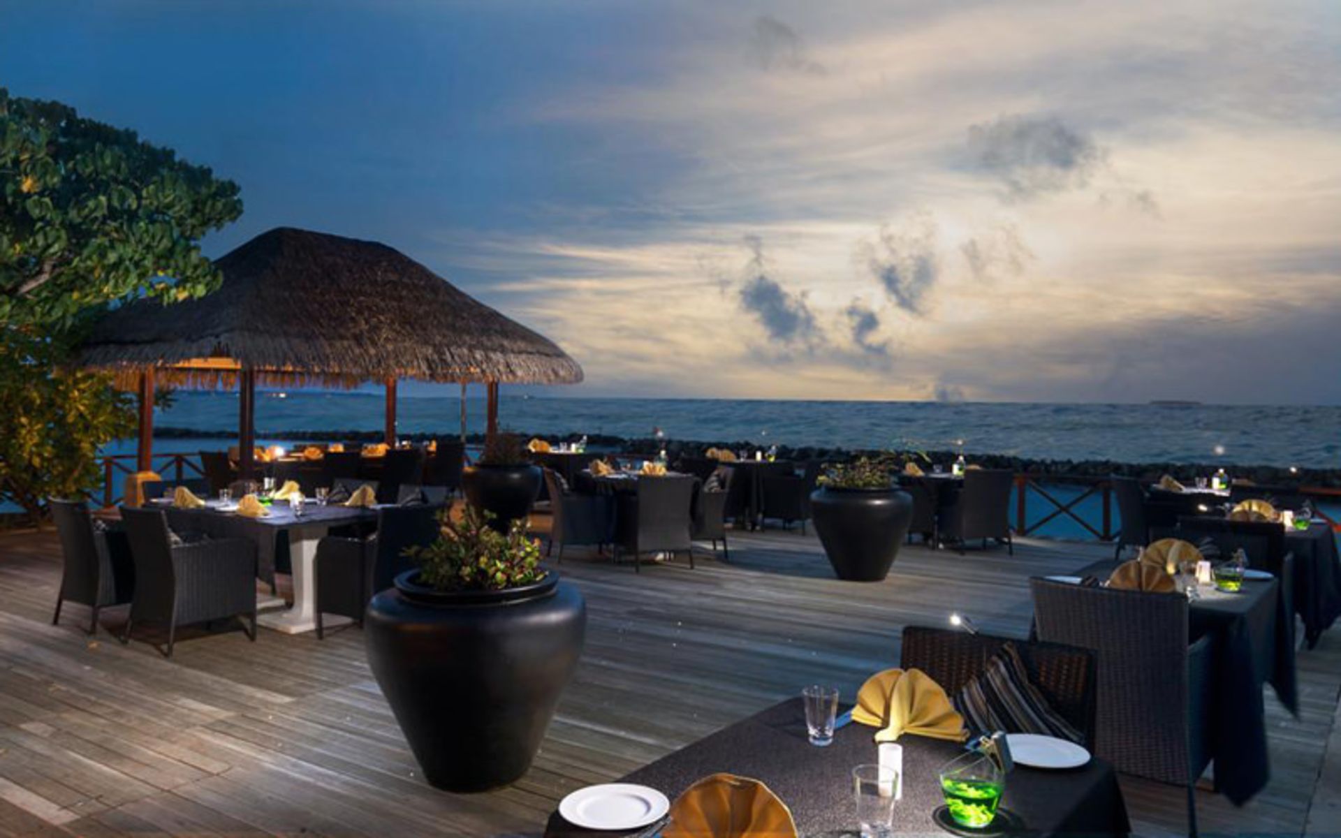 هتل ویوانتا بای تاج کورال ریف (Vivanta By Taj - Coral Reef)