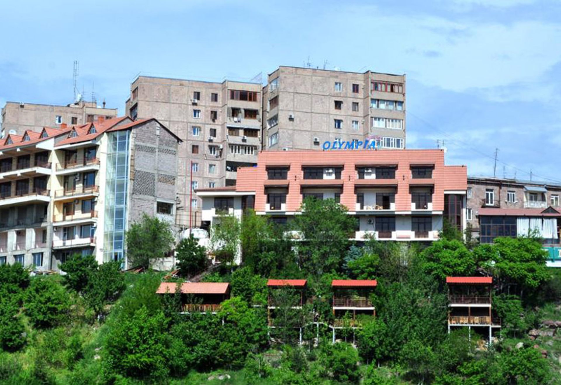 هتل الیمپیا (Olympia Hotel)