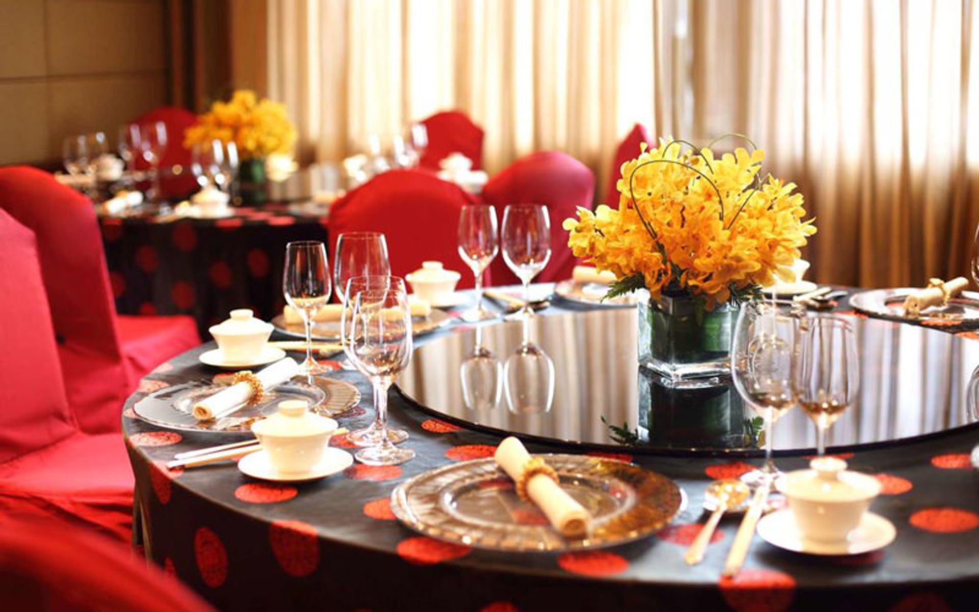هتل هونگتا - لاکچری کالکشن (The Hongta Hotel, A Luxury Collection Hotel)