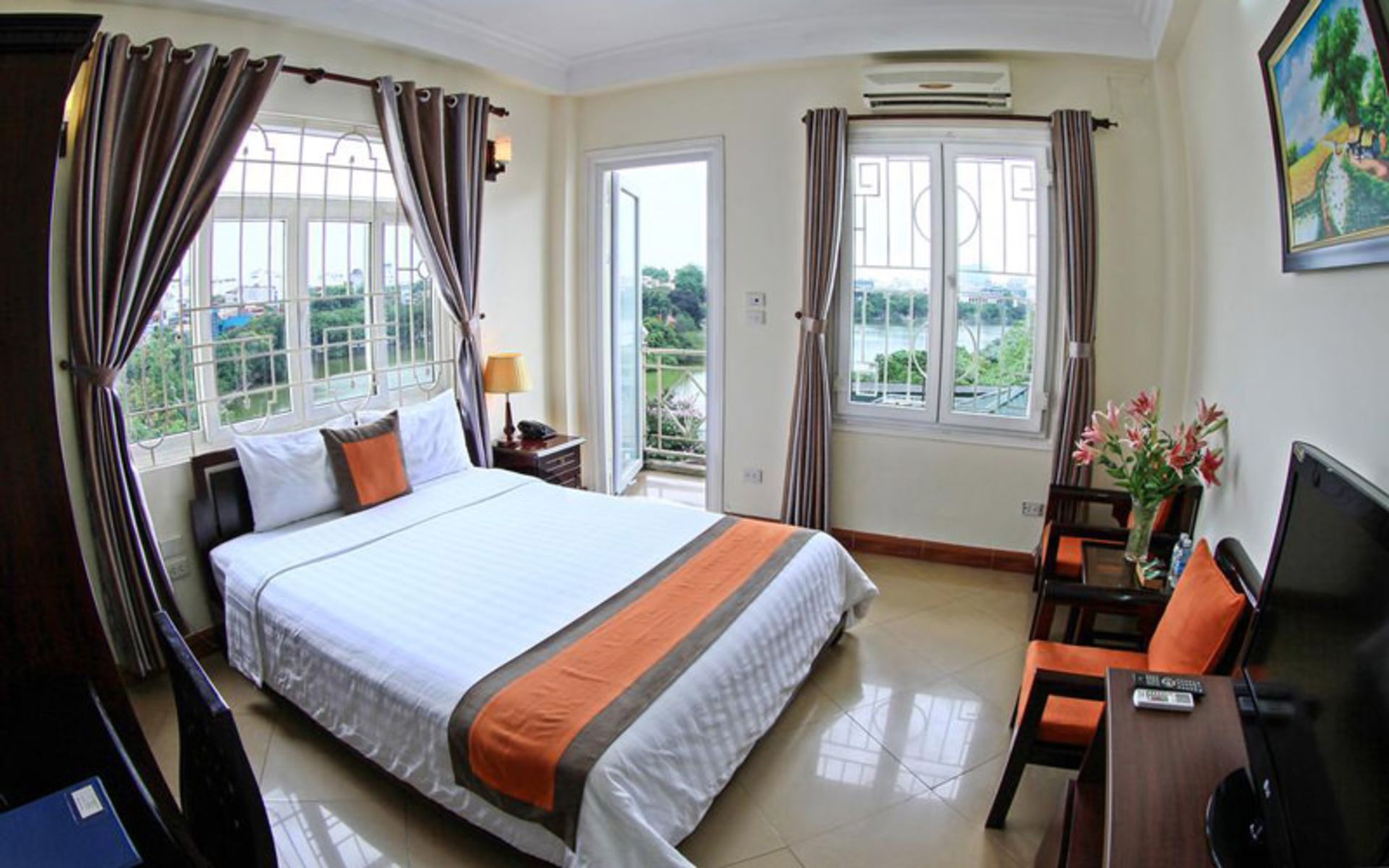 هتل هارت (Heart Hotel)