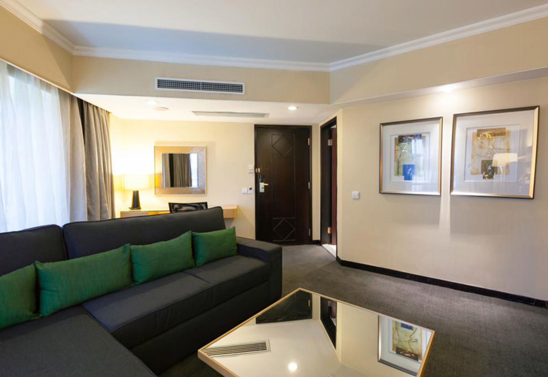 هتل پنتا بیجینگ (pentahotel Beijing)