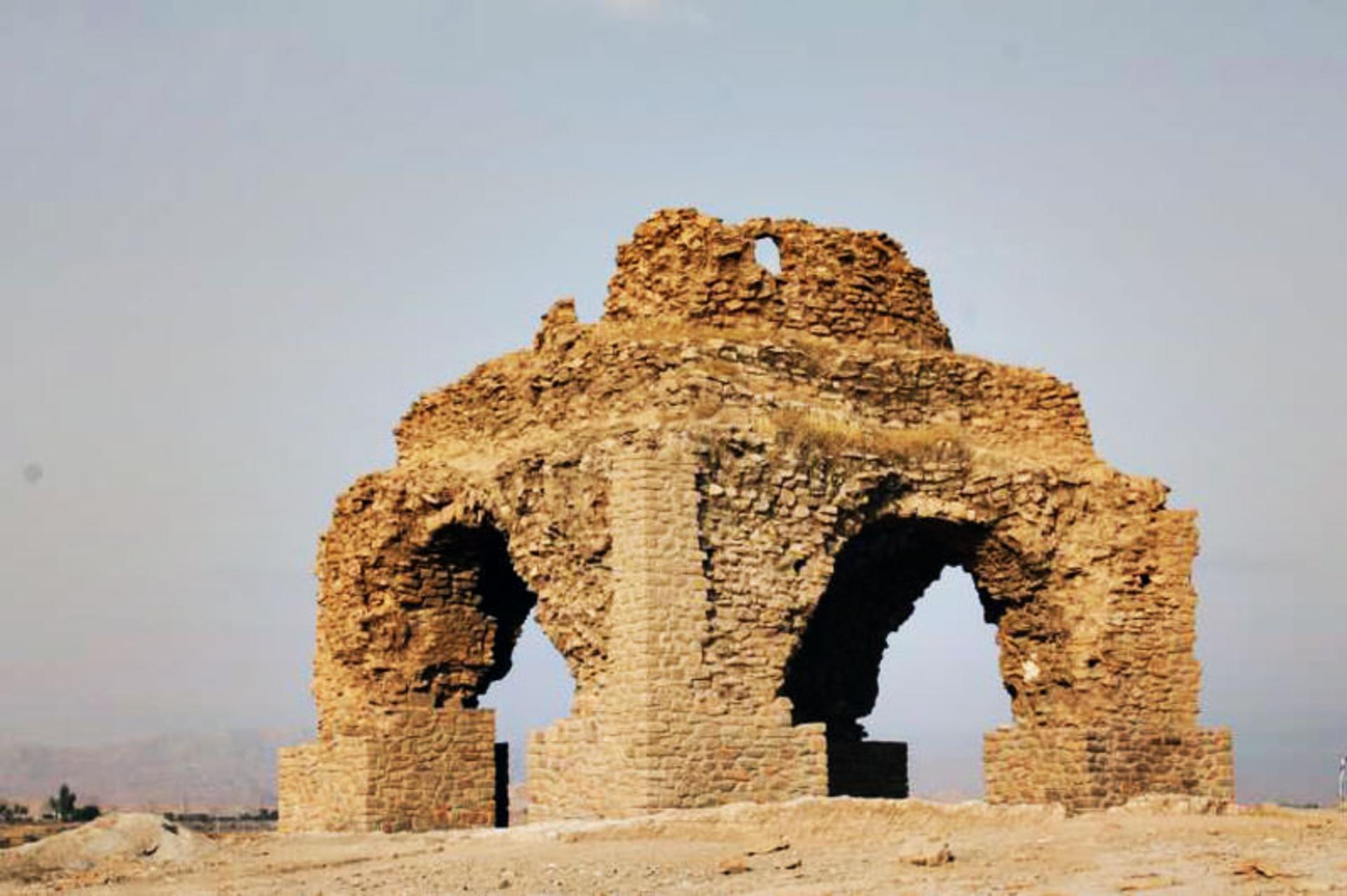 چهارطاقی خیراباد