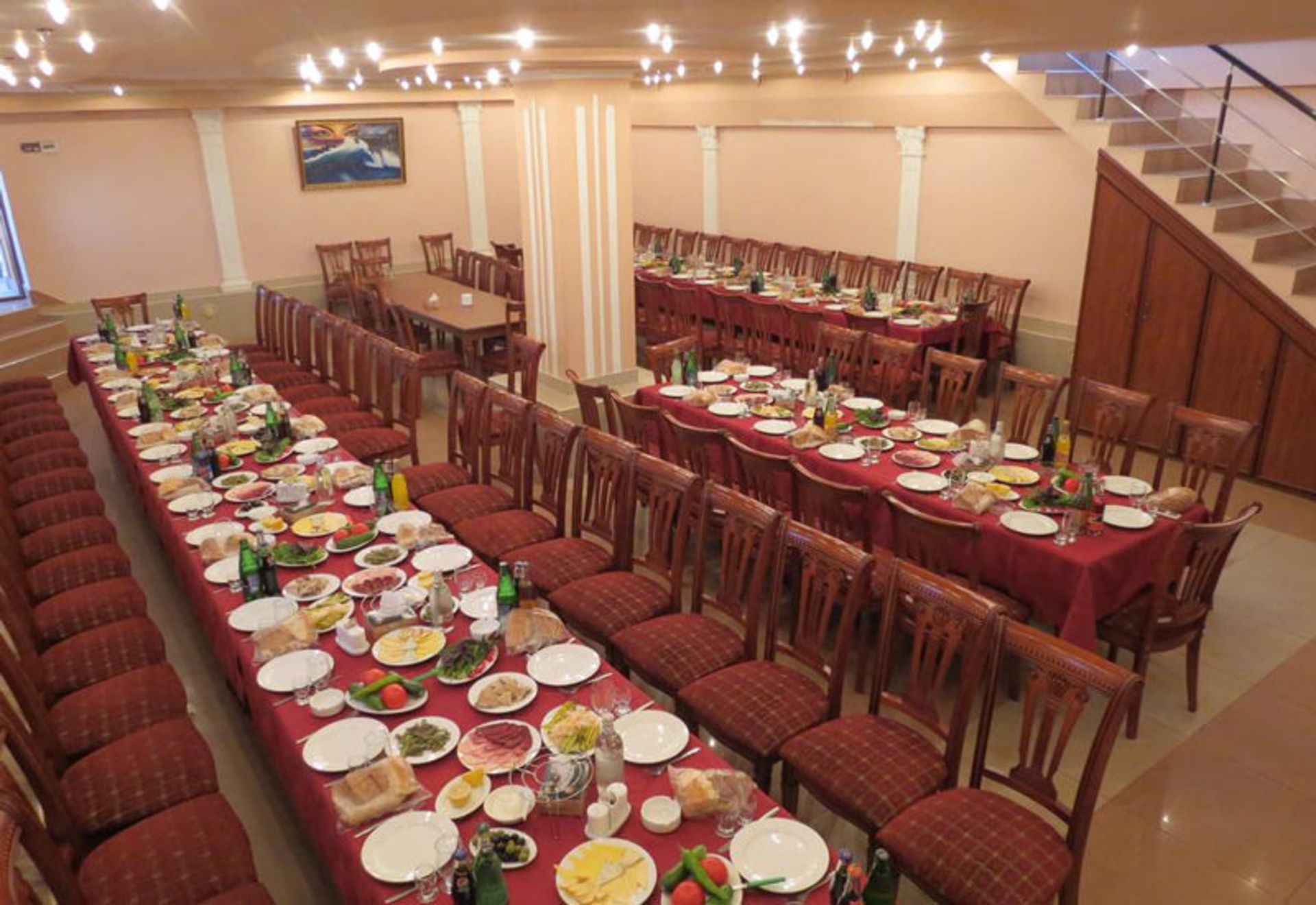 هتل وایت هوس (White House Hotel)