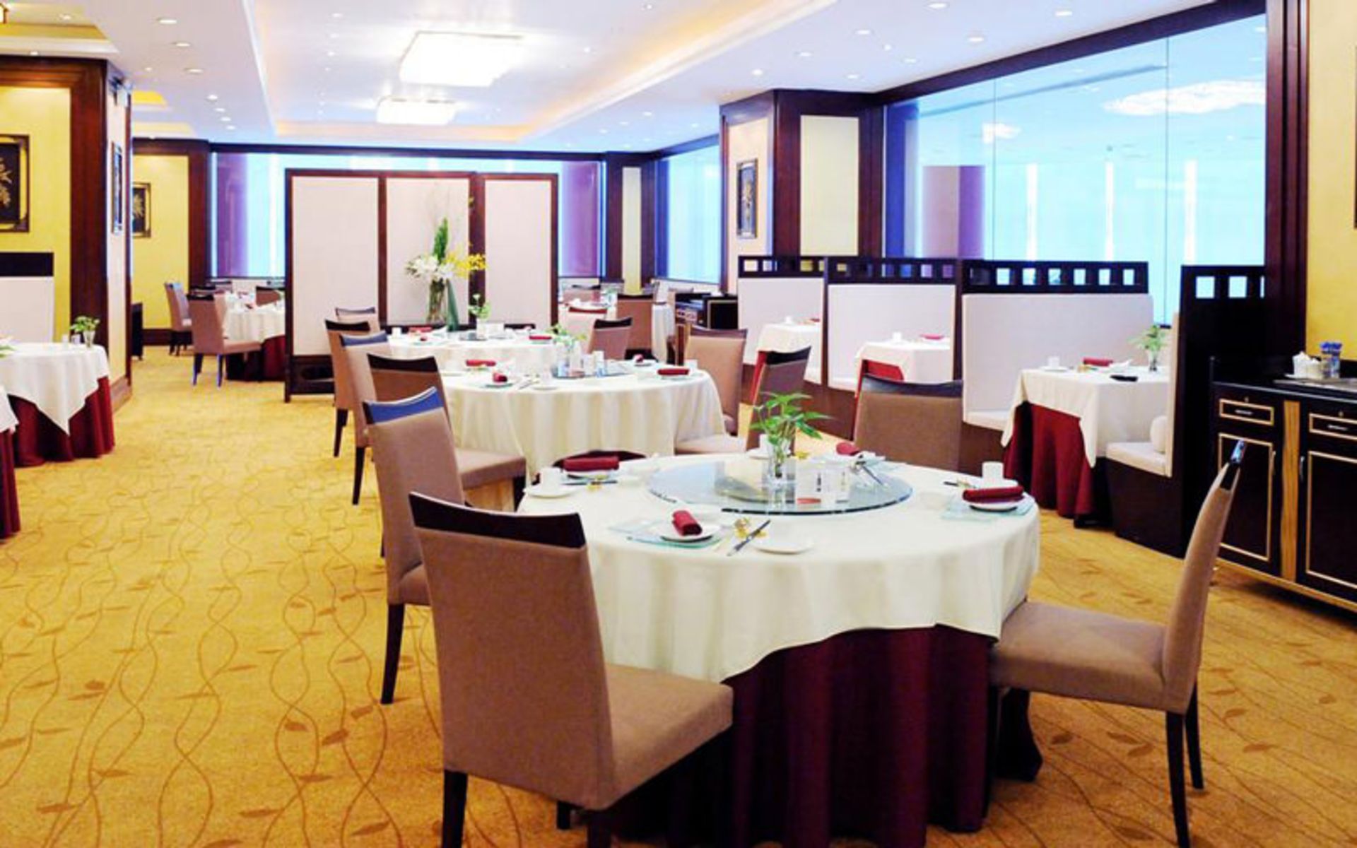 هتل کراون پلازا پودانگ شانگهای (Crowne Plaza Shanghai Pudong)