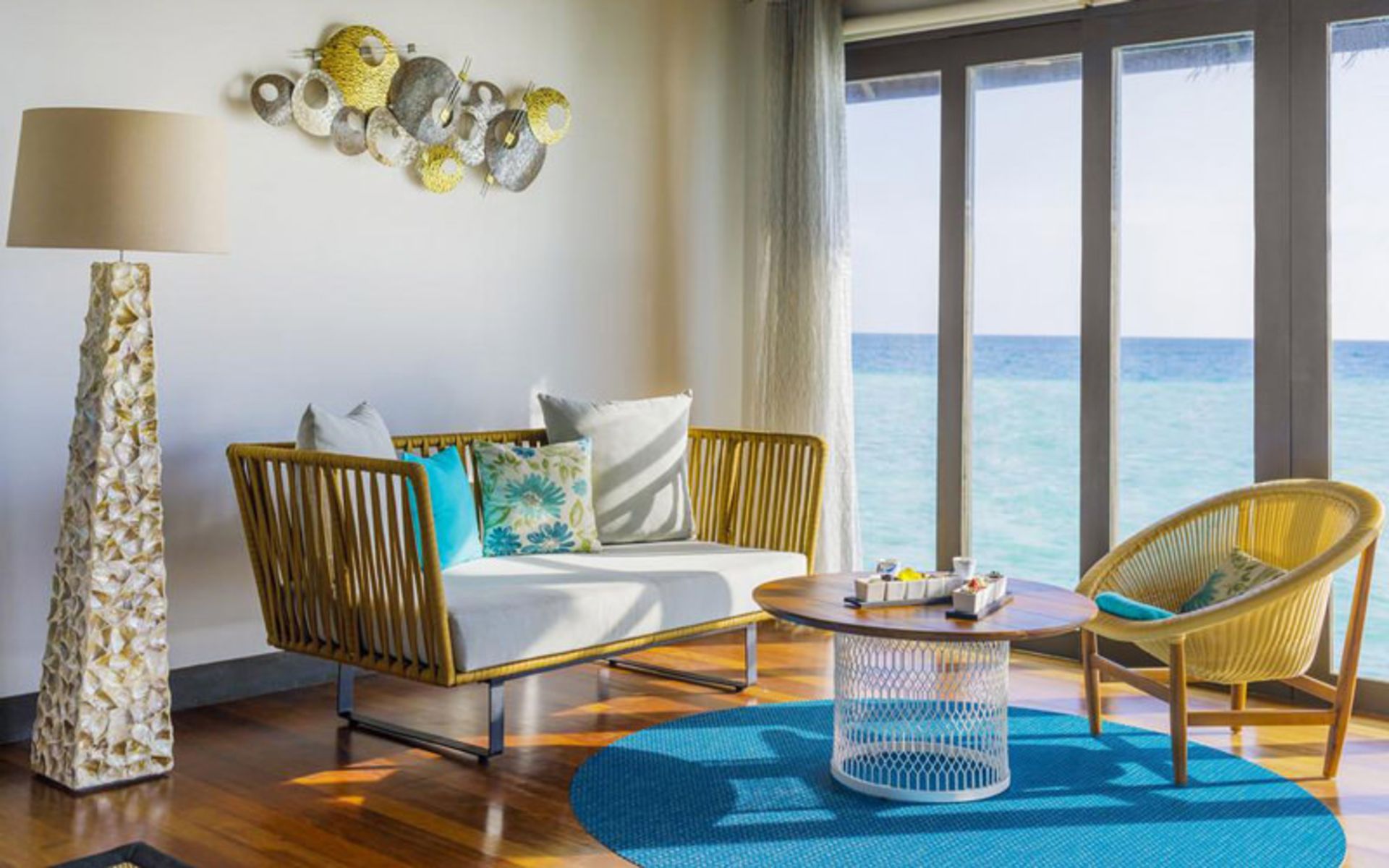 هتل وِلاسارو مالدیوز (Velassaru Maldives)
