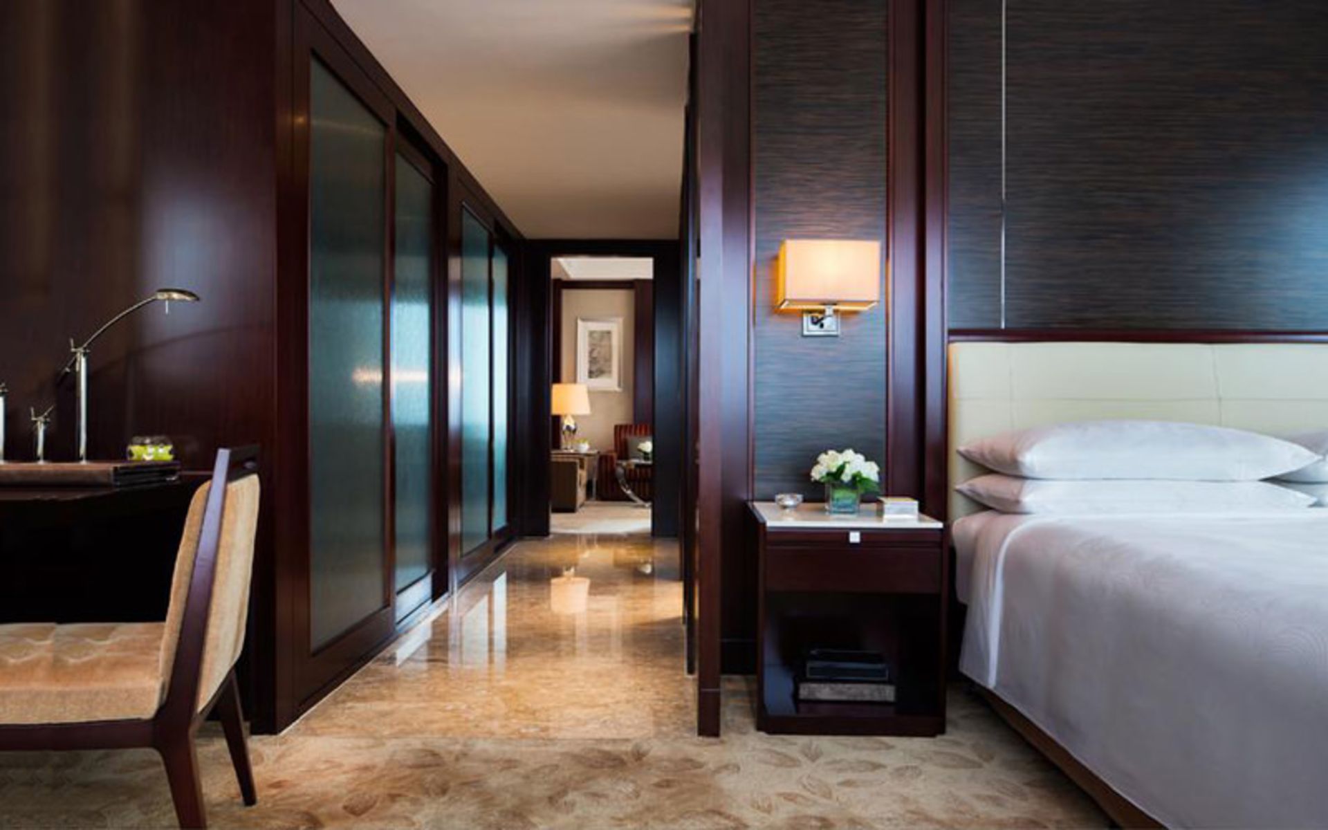 هتل جی‌دبلیو ماریوت شانگهای چانگ فنگ پارک (JW Marriott Hotel Shanghai Changfeng Park)