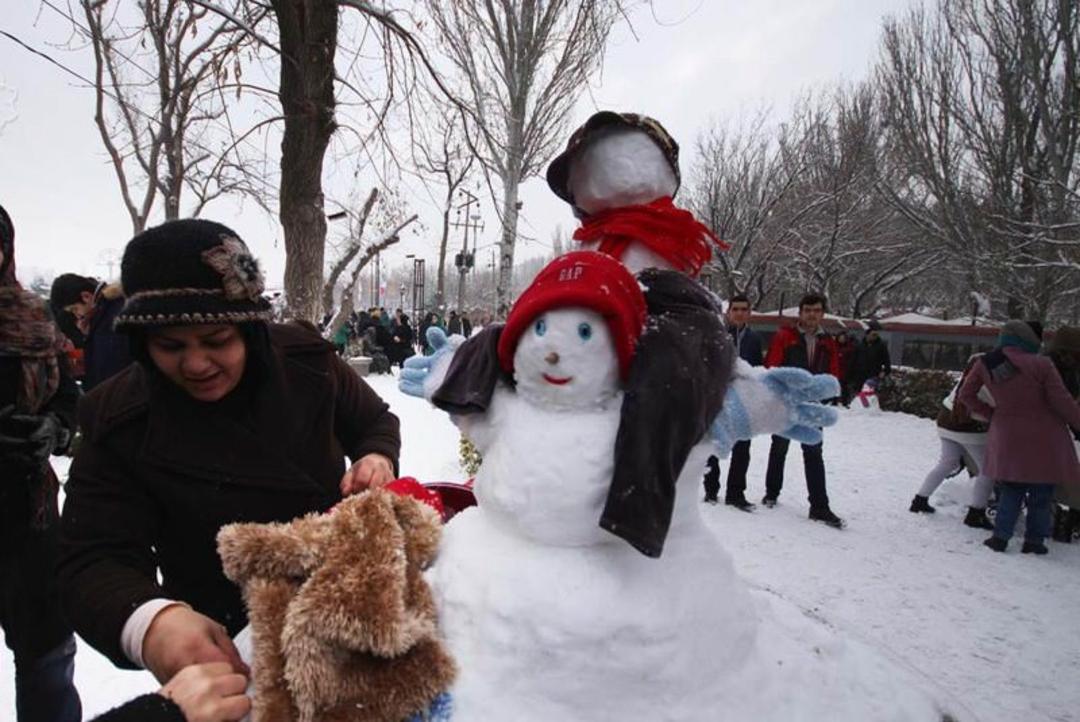 جشنواره آدم برفی در تبریز