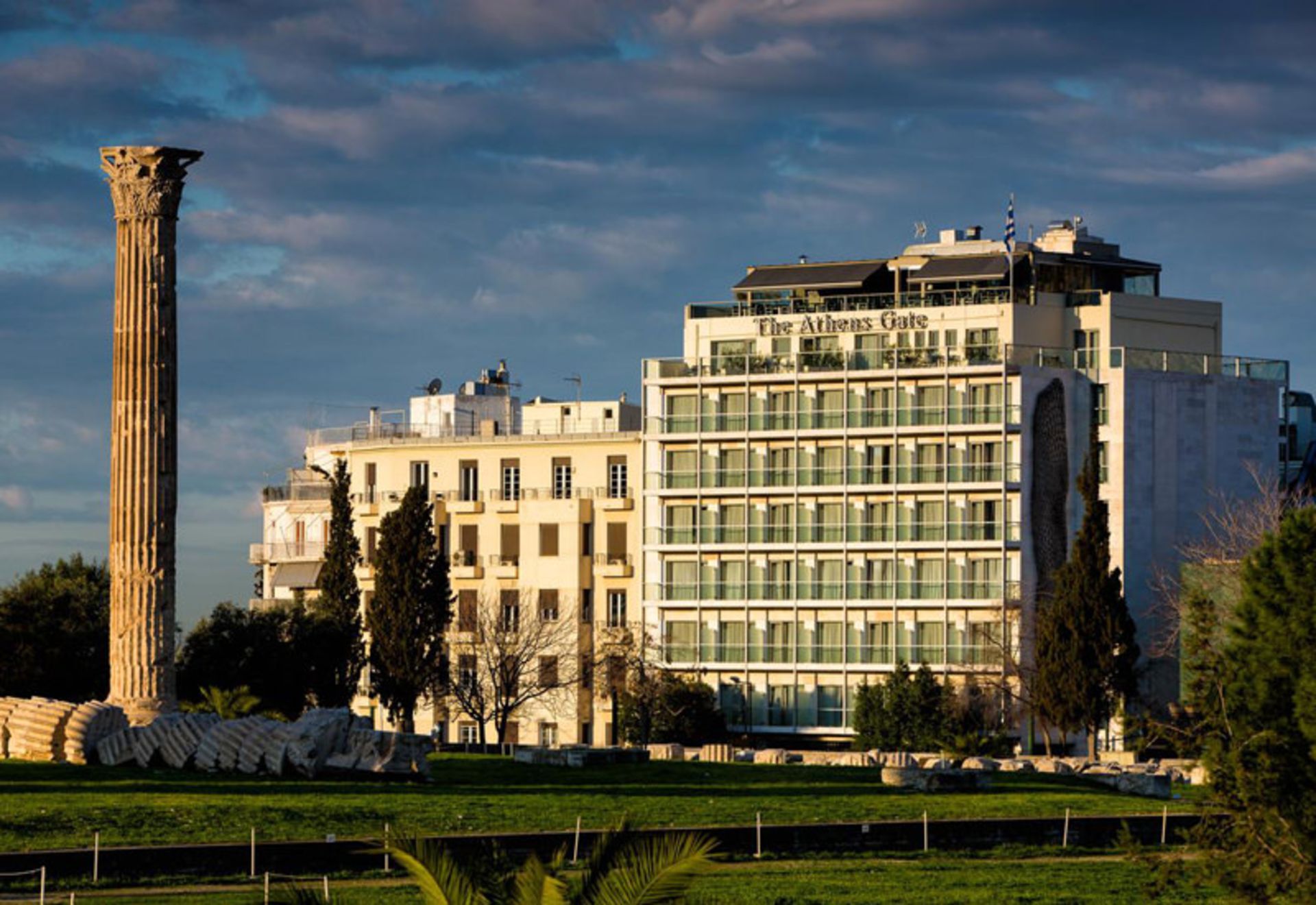 هتل آتن گیت (The Athens Gate Hotel)