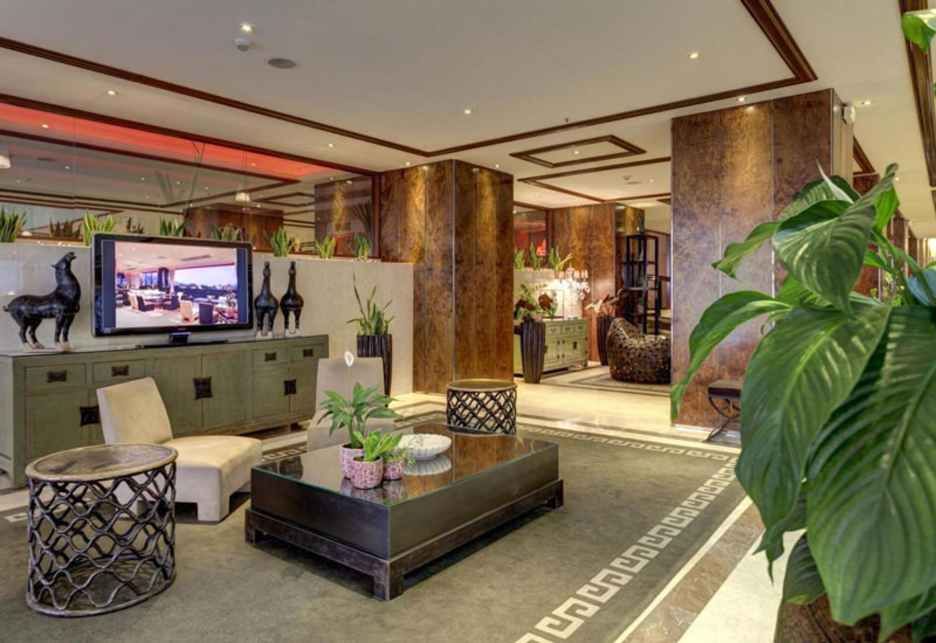 هتل پرزیدنت (President Hotel)