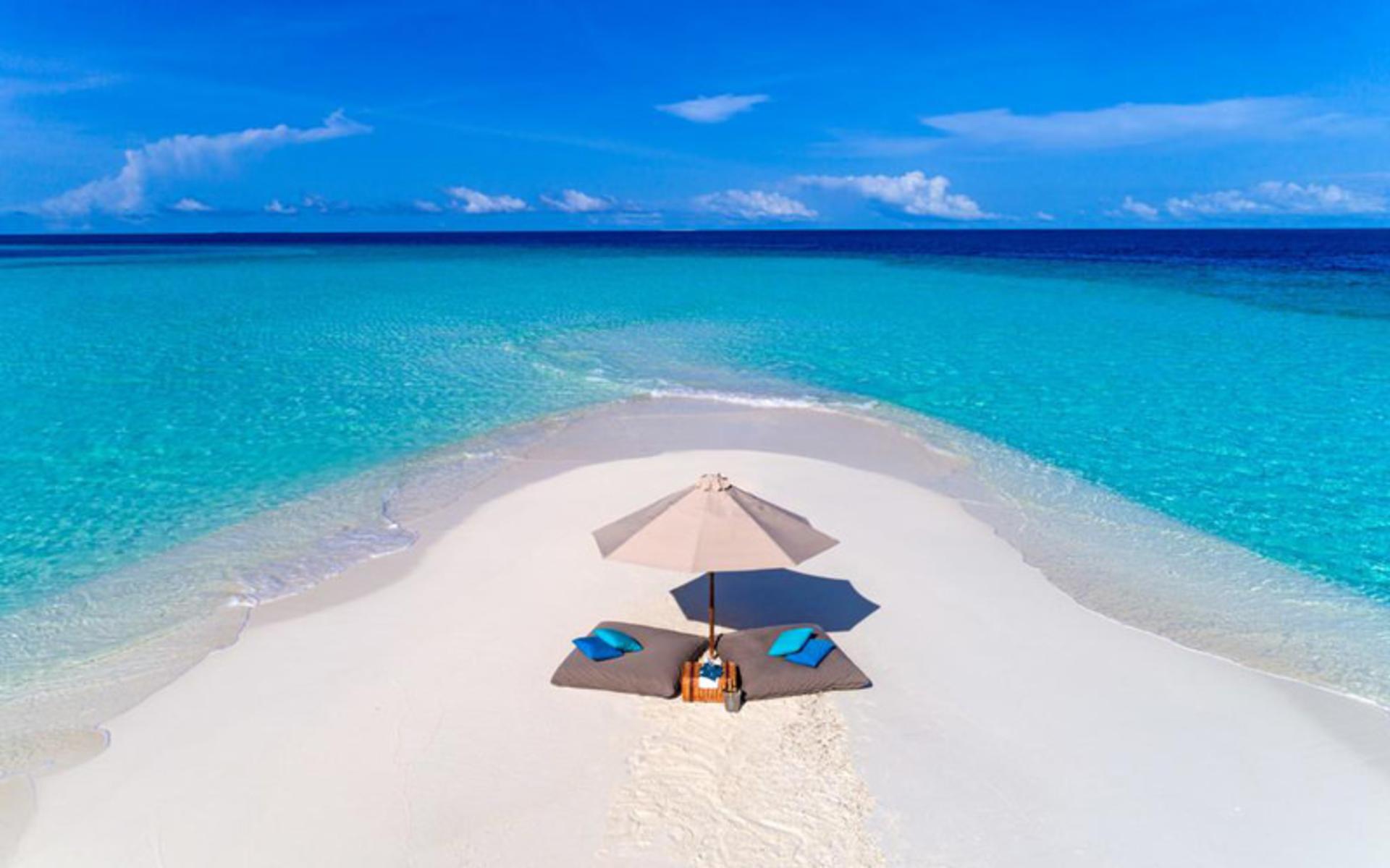 هتل شرایتون فول مونت ریزورت اند اسپا مالدیو (Sheraton Maldives Full Moon Resort & Spa)