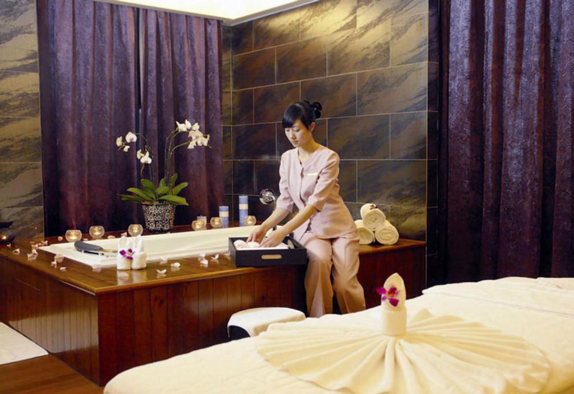 هتل سنترال شانگهای (Central Hotel Shanghai)